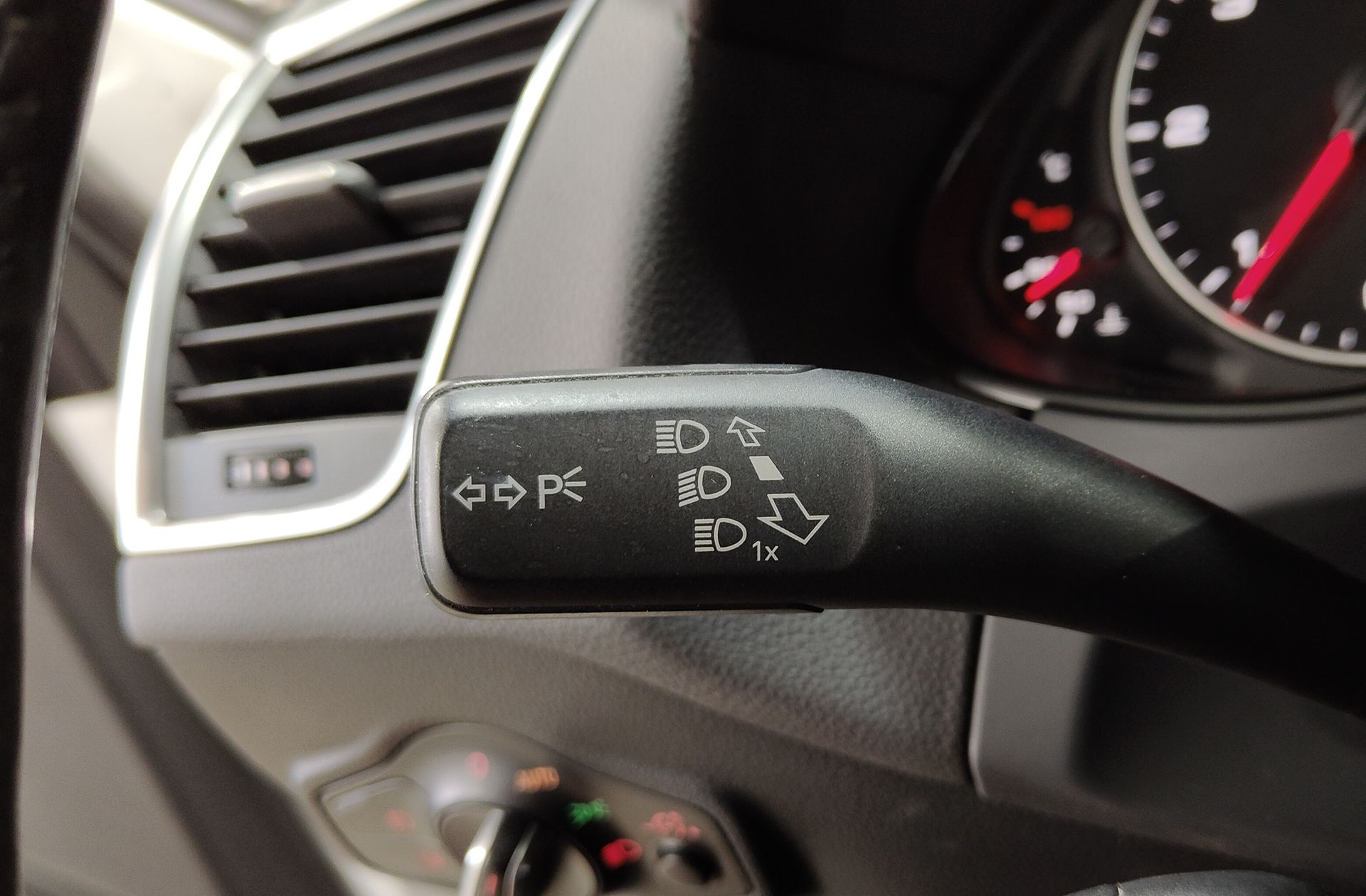 Audi Q5 2.0 TDI DPF - foto 22