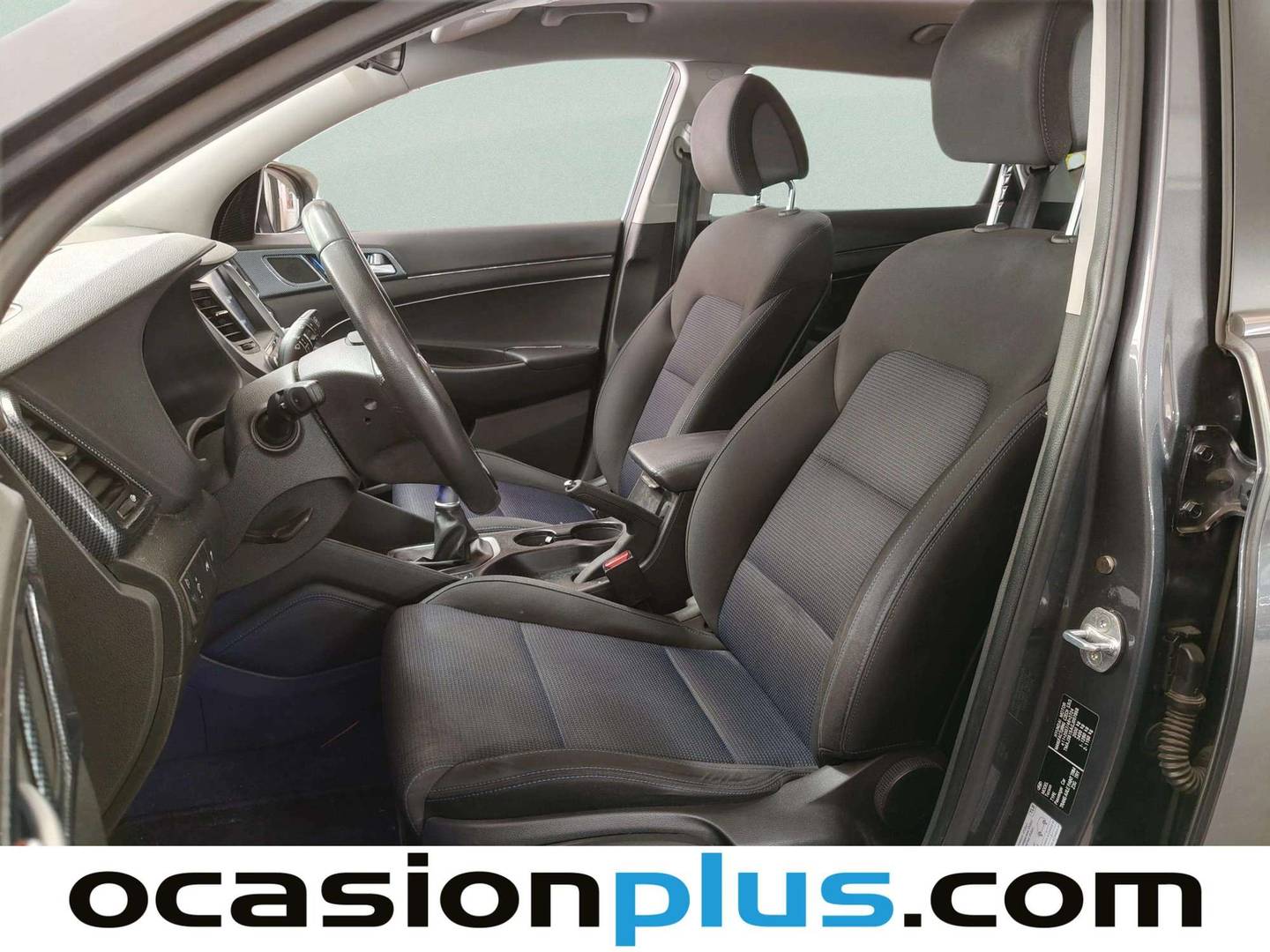 Foto asientos delanteros Hyundai Tucson Hyundai Tucson 1.7 CRDI BlueDrive Tecno 4x2 (115 CV)