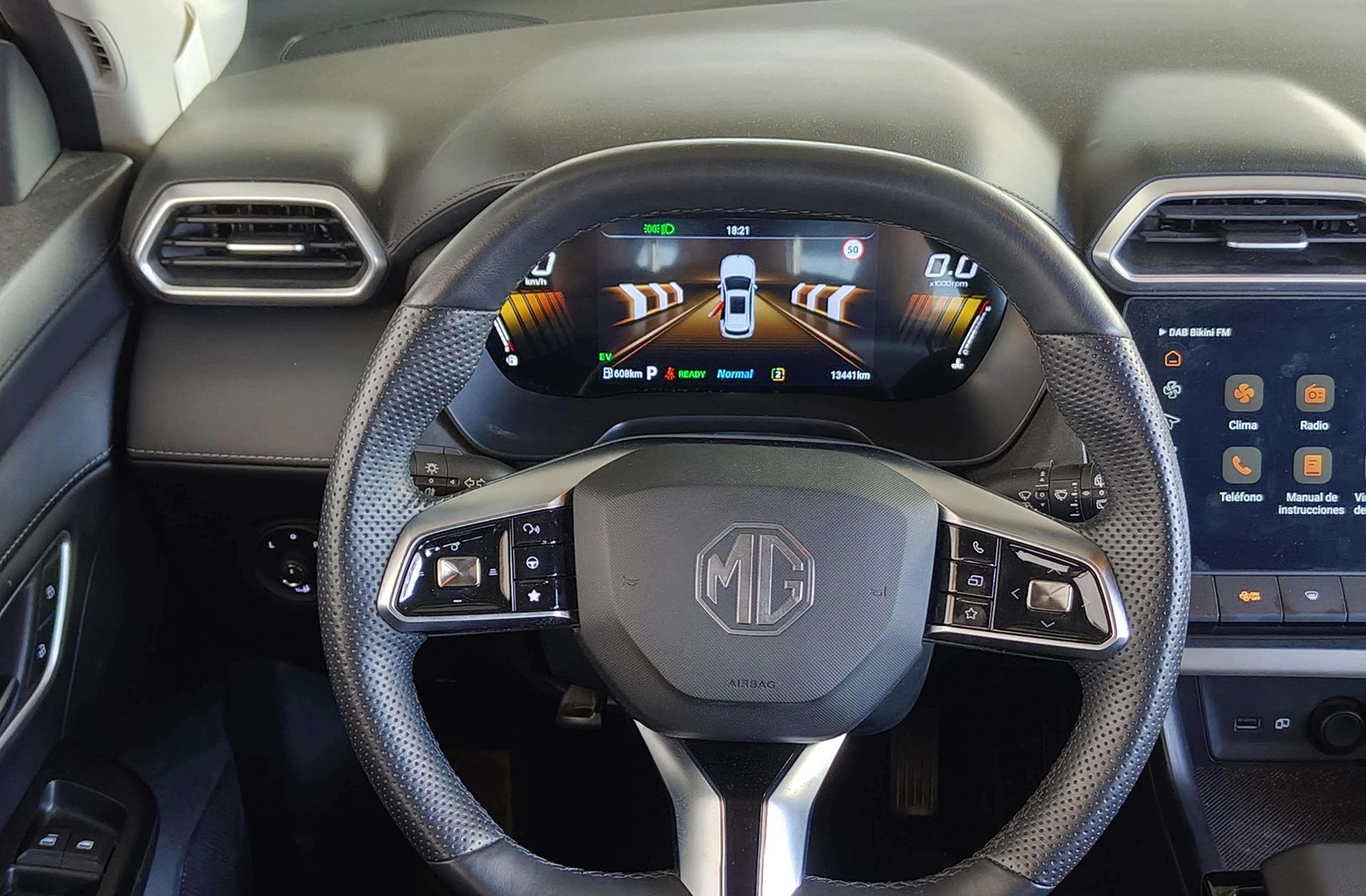 MG ZS 1.5 Hybrid+ Luxury - foto 25