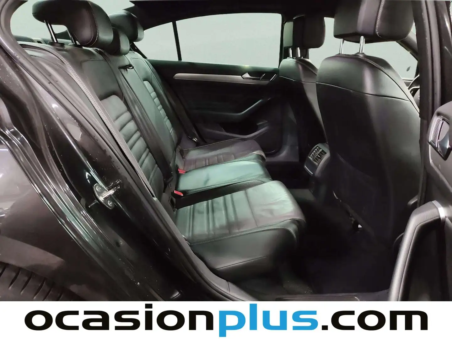 Foto Volkswagen Passat Volkswagen Passat R-Line 2.0 TDI (150 CV) DSG