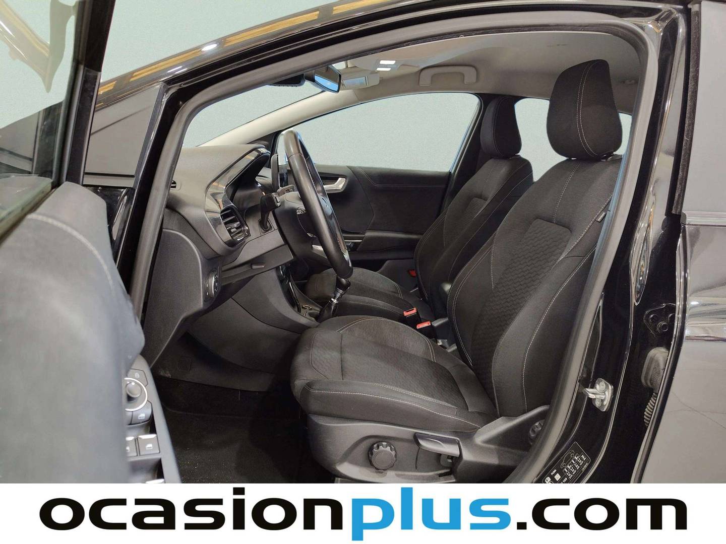 Foto asientos delanteros Ford Puma Ford Puma 1.0 EcoBoost MHEV Titanium Design (125 CV)