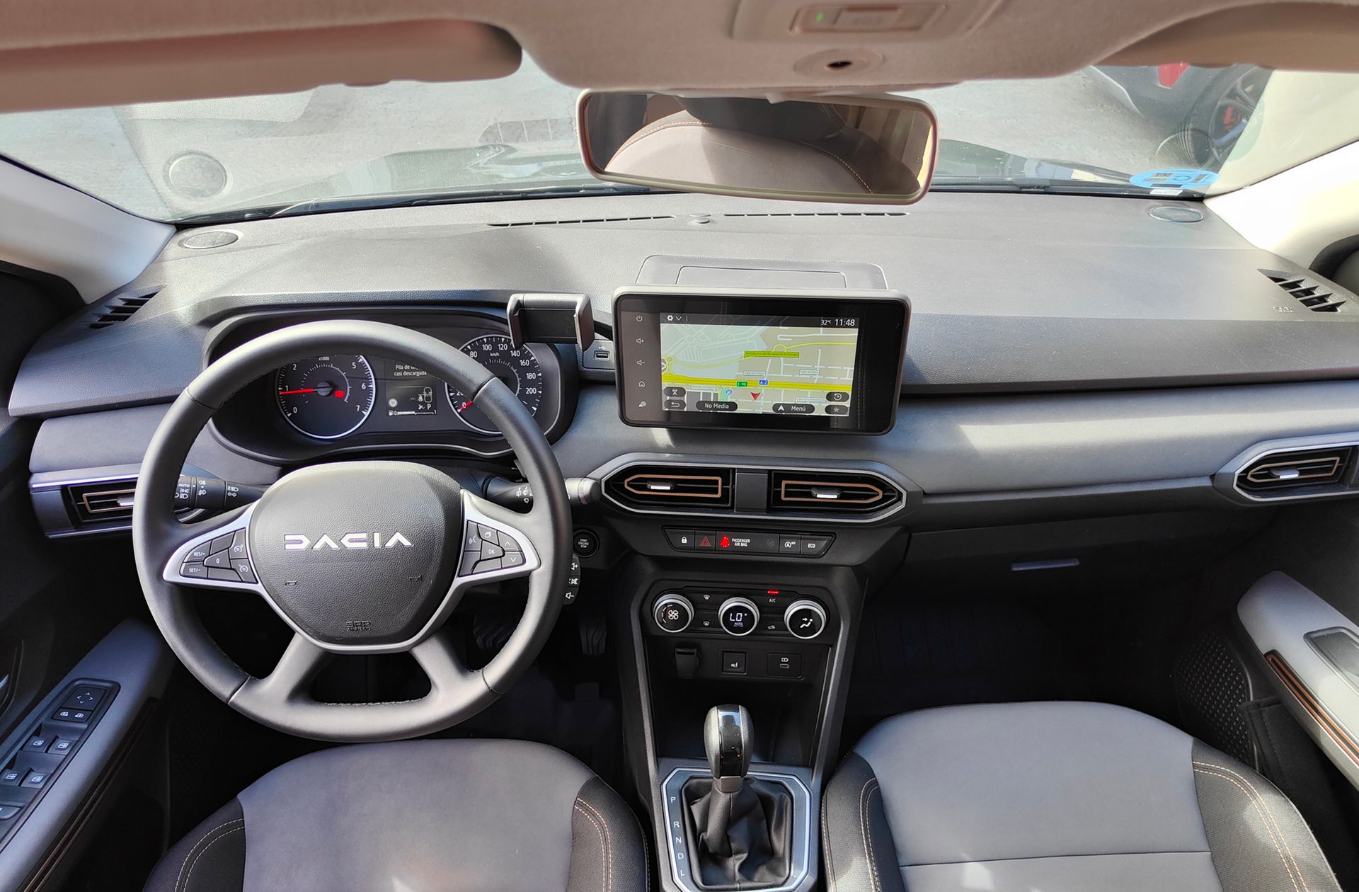 Dacia Sandero Stepway Extreme TCe CVT - foto 6