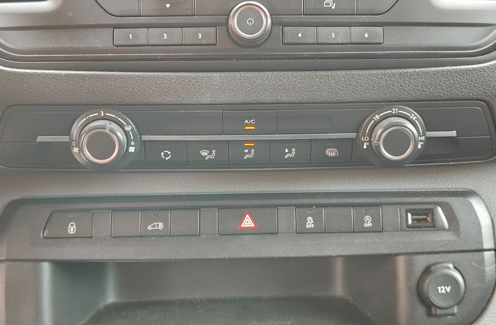 Opel Vivaro Furgon 1.5 Diesel S Standart Express - foto 25