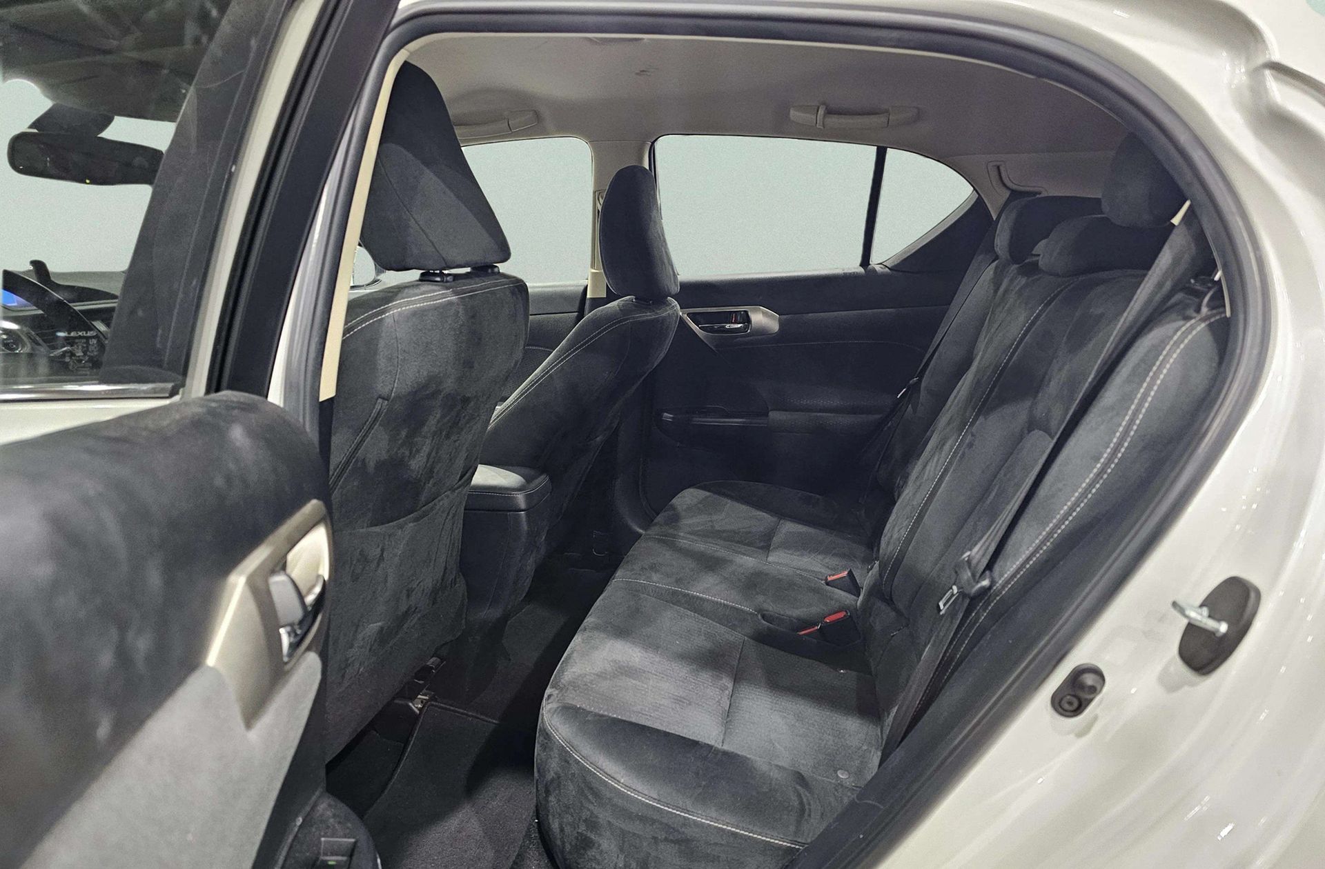Lexus CT 200h Business - foto 11