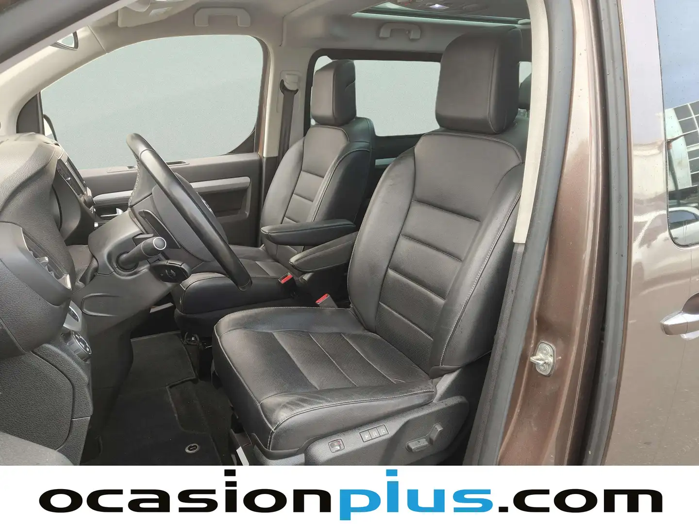 Foto Toyota Proace Verso Toyota Proace Verso 2.0D VIP L2 Auto (177 CV) 7 Plazas