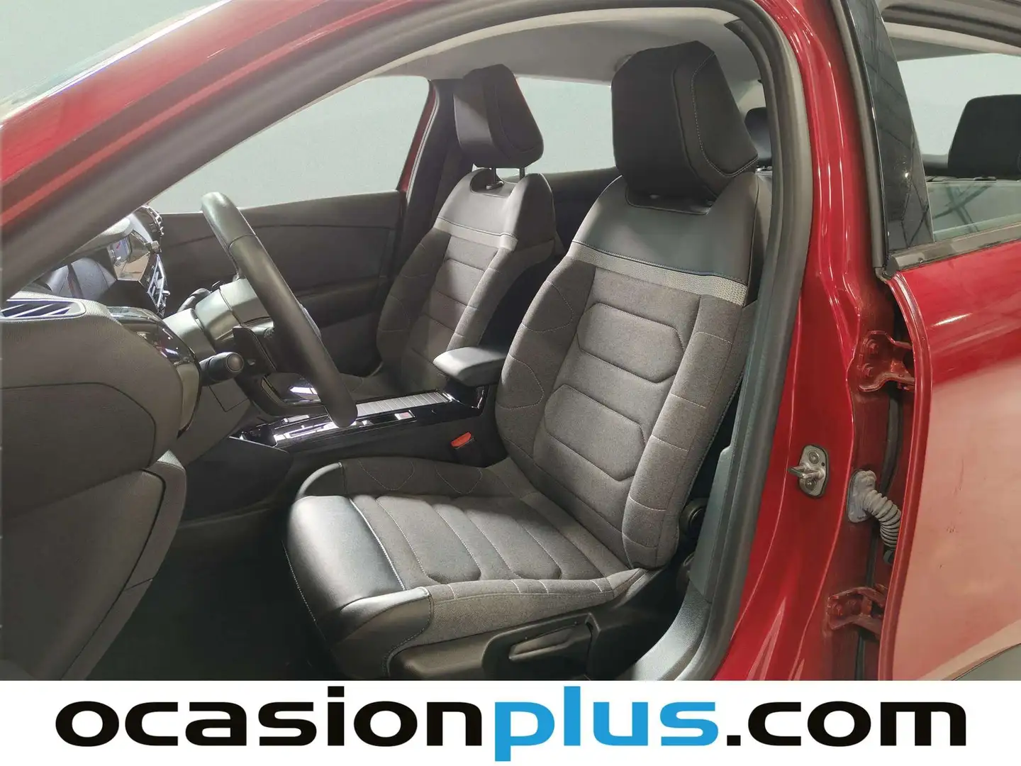 Foto Citroën C4 X Citroen C4 X BlueHDi 130 S&S Plus EAT8 (131 CV)