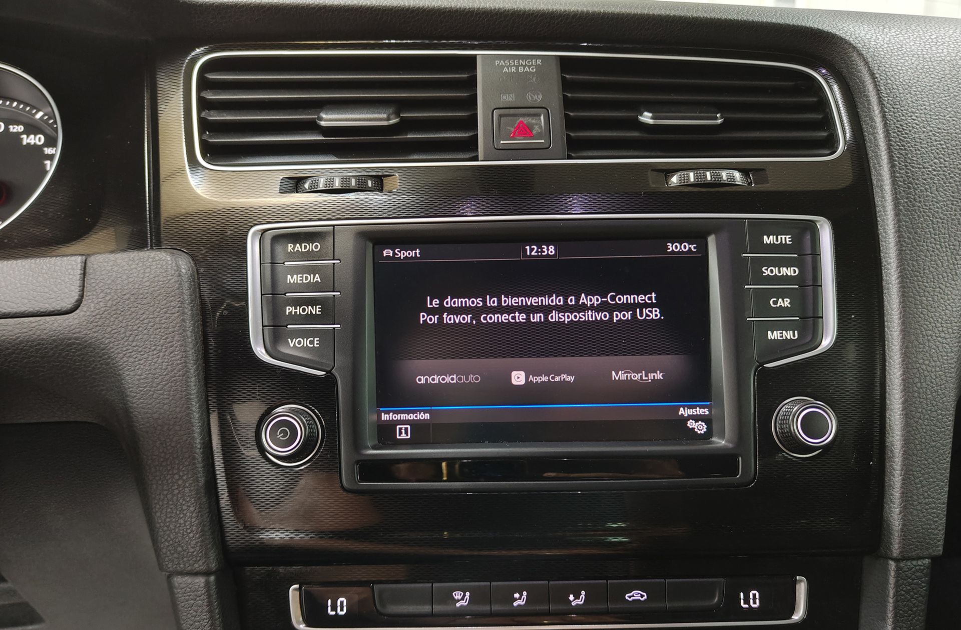 Volkswagen Golf GTD 2.0 TDI BMT - foto 8