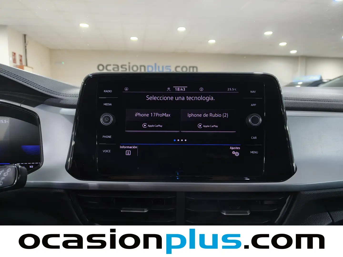 Foto Volkswagen T-Roc Volkswagen T-Roc Life 1.5 TSI  (150 CV)