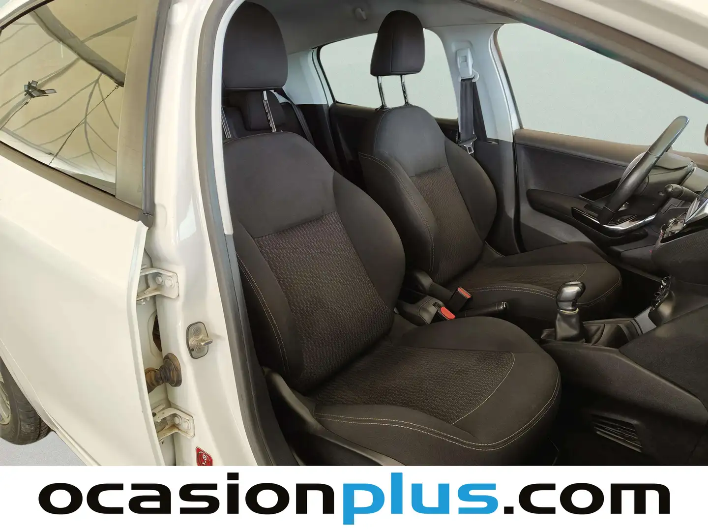 Foto Peugeot 208 Peugeot 208 1.2L PureTech Style S (82 CV)