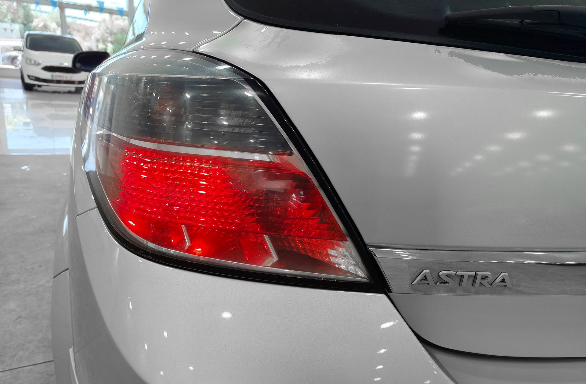 Opel Astra GTC 1.6 Sport - foto 14
