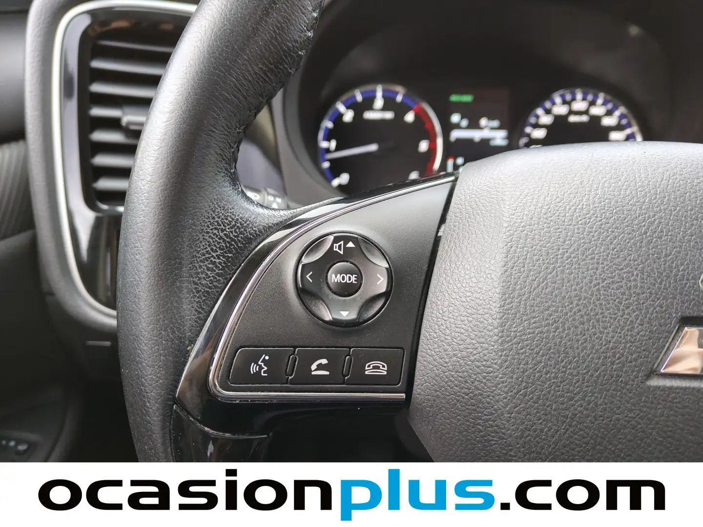 Foto Mitsubishi Outlander Mitsubishi Outlander 220 DI-D Motion 2WD (150 CV)