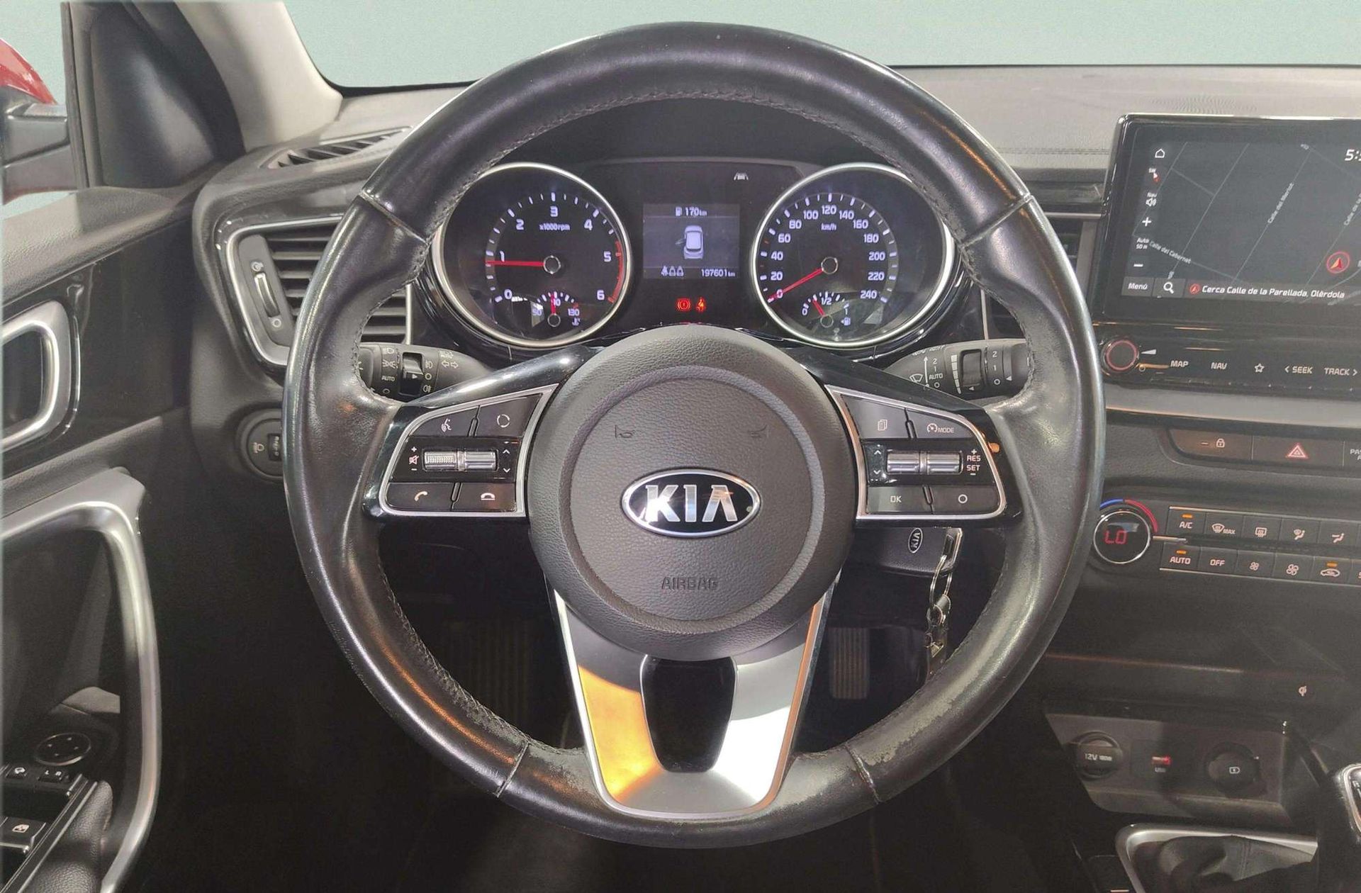 Kia Ceed 1.6 CRDi Tech - foto 23