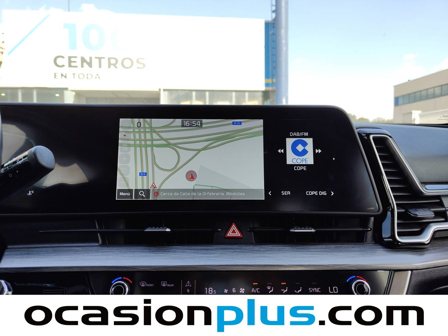 Foto KIA Sportage Kia Sportage 1.6 CRDi MHEV Business 4x2 (136 CV)