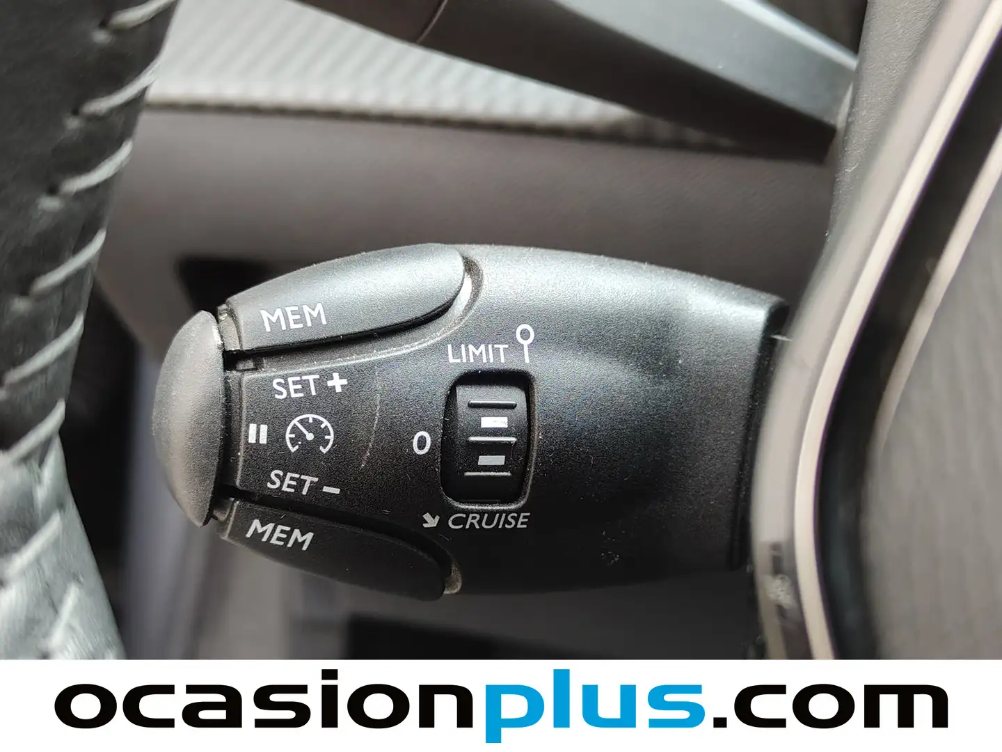 Foto Peugeot 208 Peugeot 208 PureTech 100 Allure (100 CV)