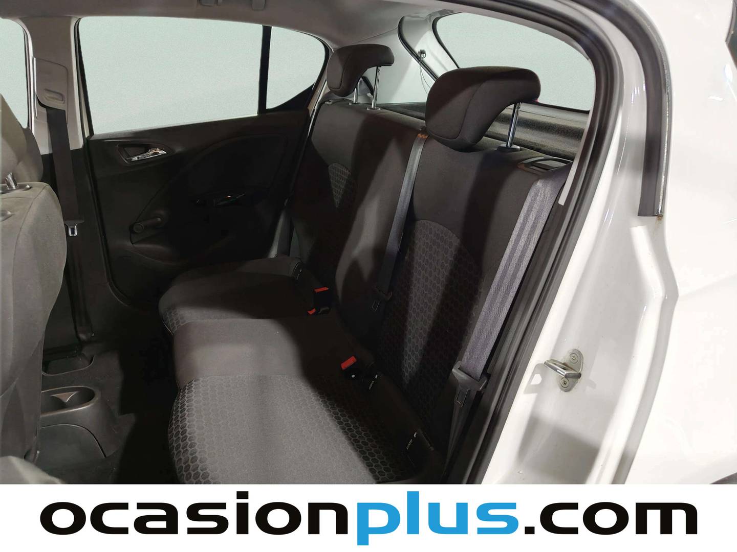 Foto asientos traseros Opel Corsa Opel Corsa 1.4 Selective (90 CV)