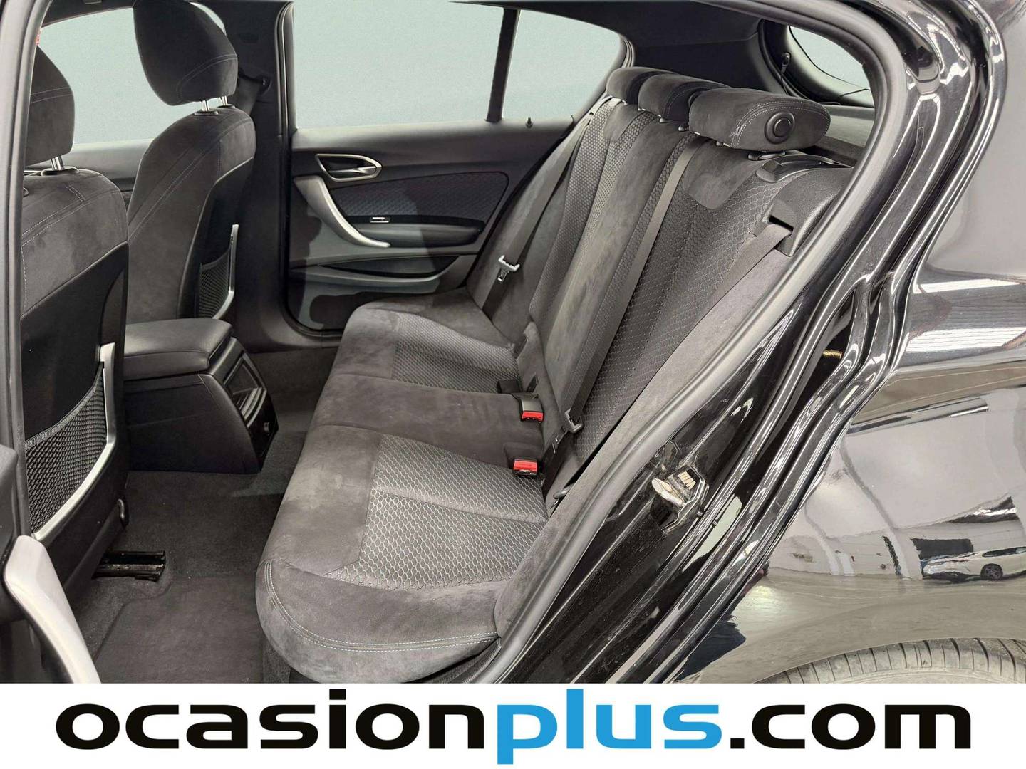 Foto asientos traseros BMW Serie 1 BMW Serie 1 118i (136 CV) Pack M