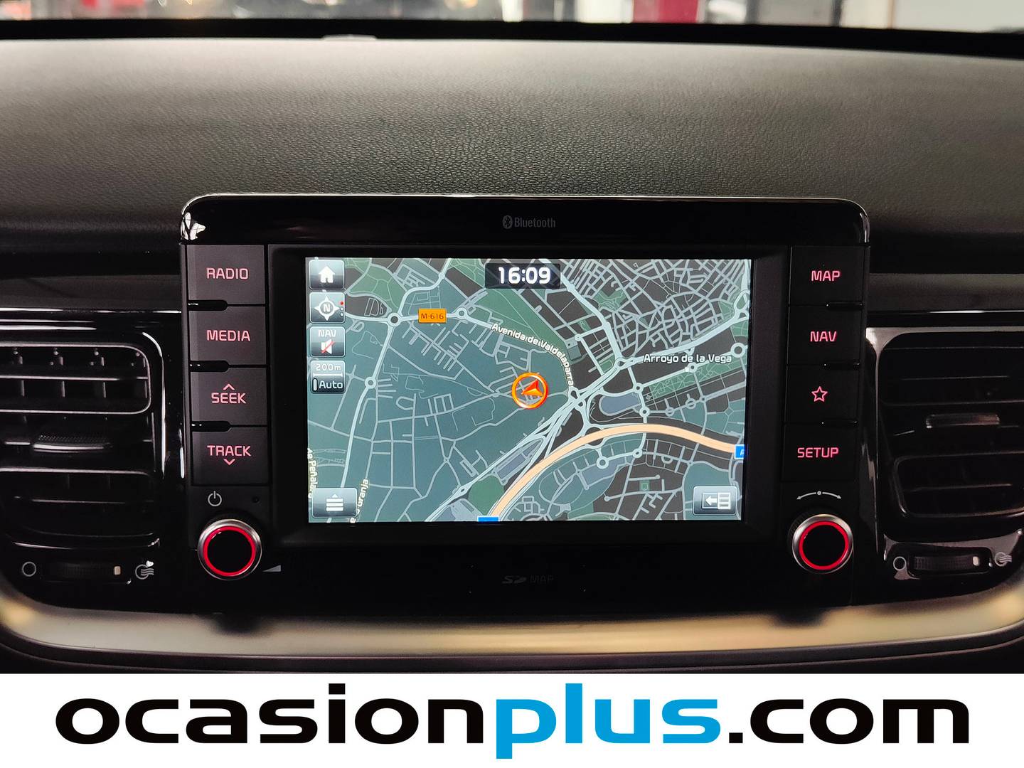 Extras y acabados del KIA Stonic KIA Stonic 1.0 T-GDi Drive (120 CV)