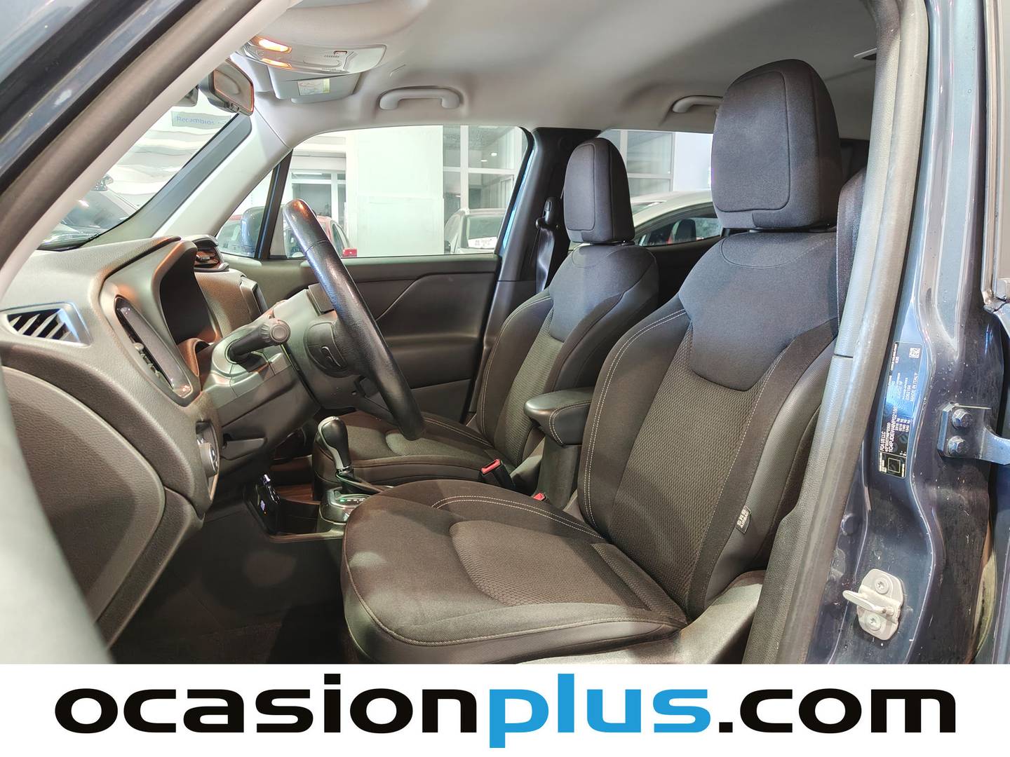 Foto asientos delanteros Jeep Renegade Jeep Renegade 1.3 PHEV S AWD AT (240 CV)