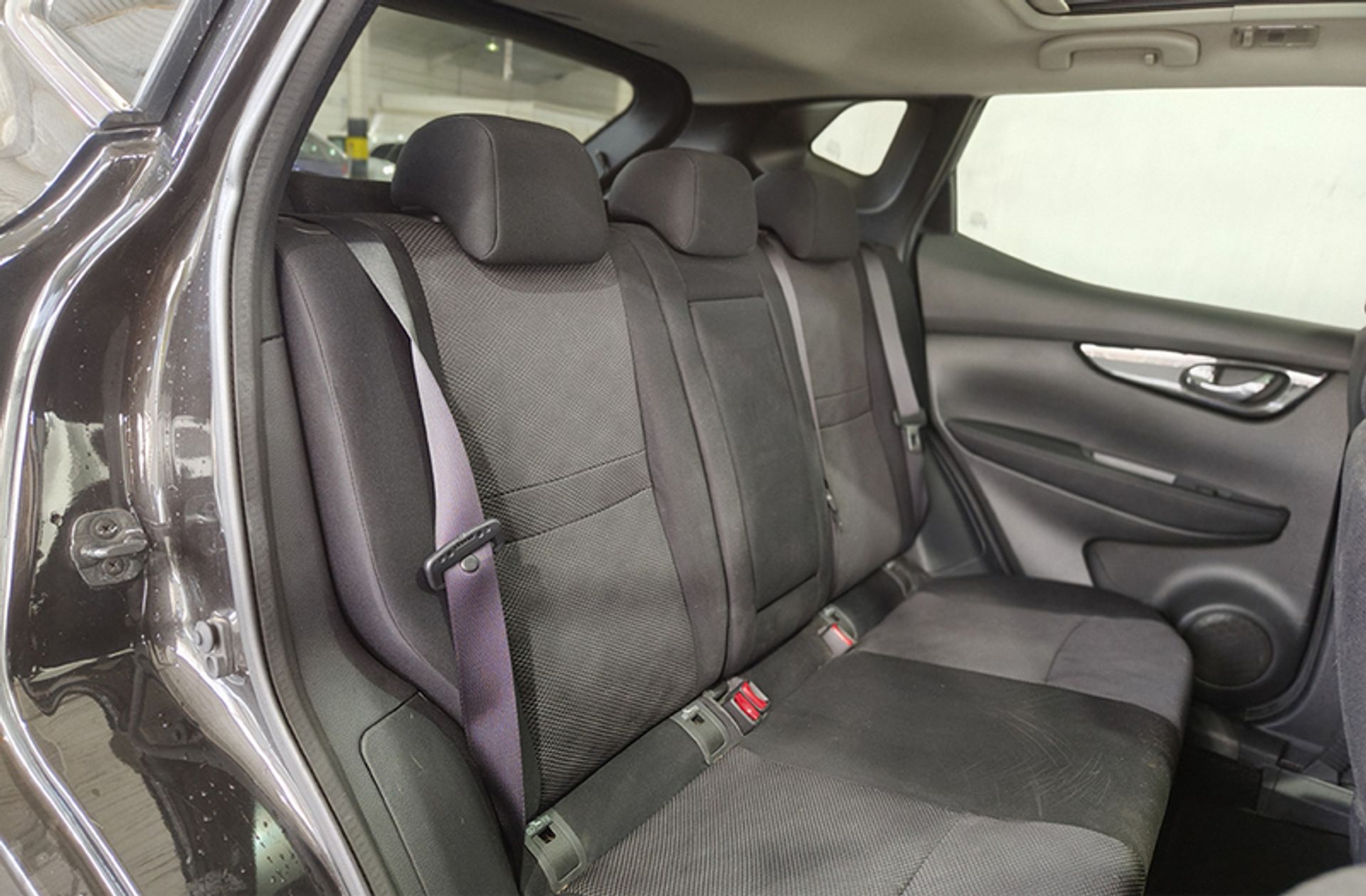 Nissan Qashqai 1.6 dCi N-Connecta 4x2 XTronic - foto 21