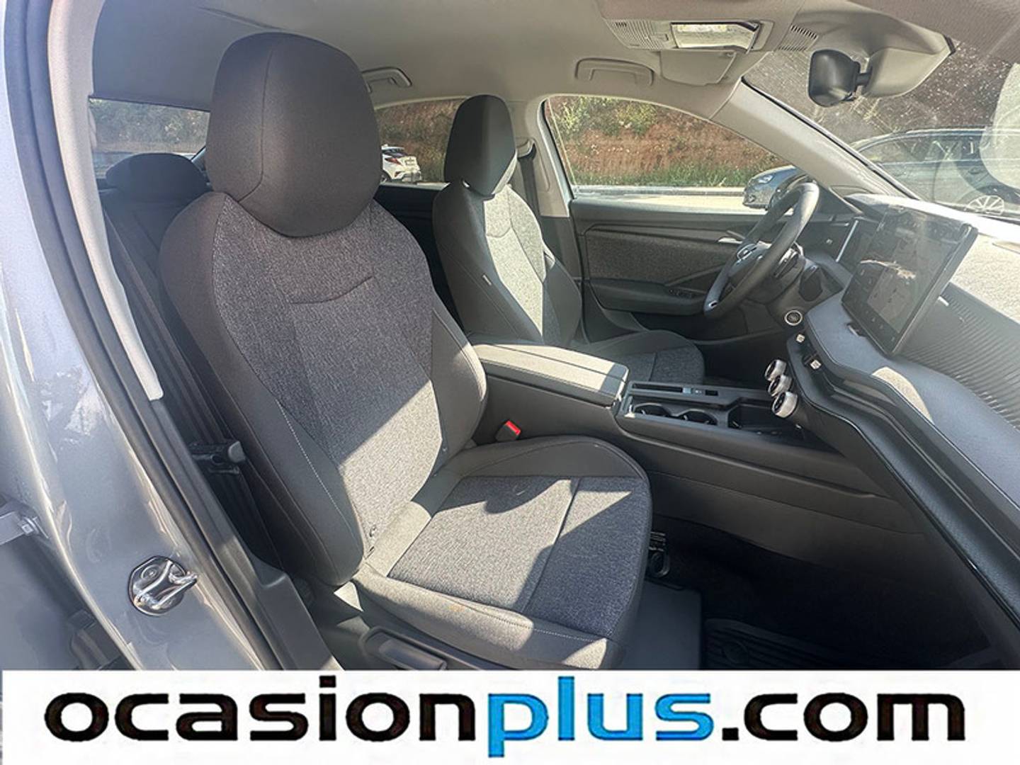 Foto Skoda Superb Skoda Superb 1.5 TSI m-HEV Essence DSG (150 CV)