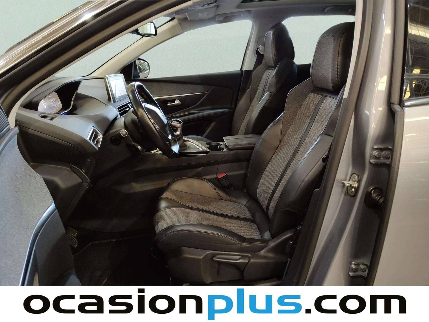 Foto asientos delanteros Peugeot 3008 Peugeot 3008 PureTech 130 S&S Allure (130 CV)