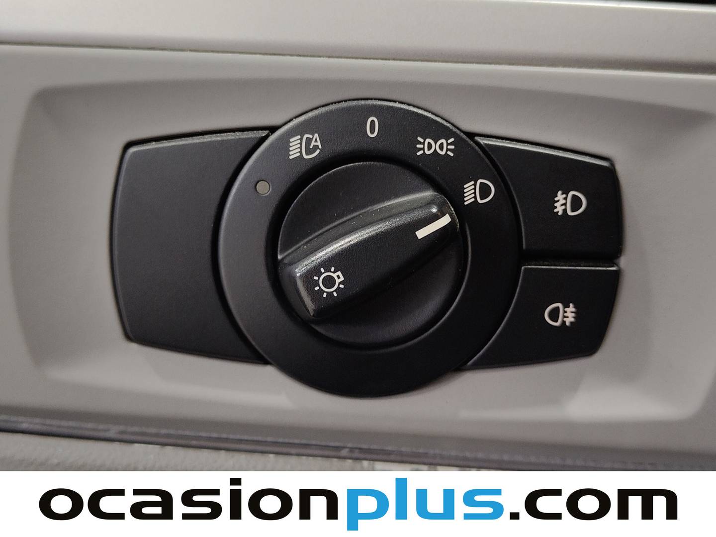 Equipamiento del BMW Serie 3 BMW Serie 3 318i Touring (143 CV)