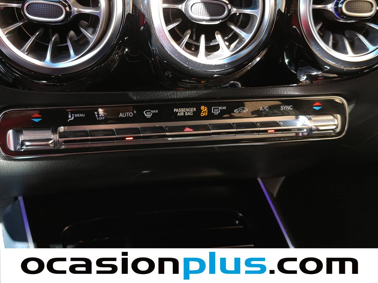 Foto Mercedes GLA Mercedes-Benz GLA GLA 180 (136 CV) Pack AMG