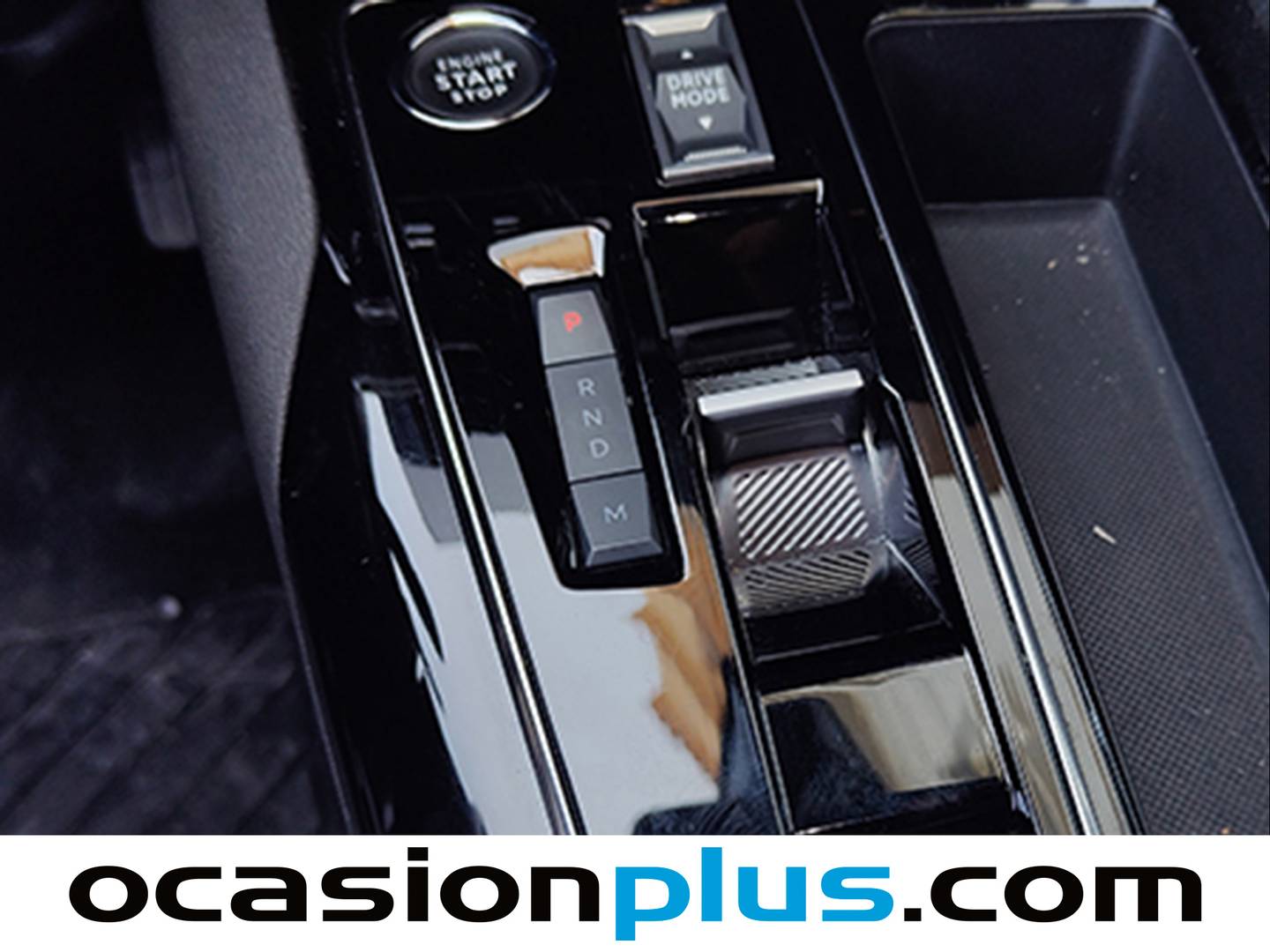 Foto Peugeot 3008 Peugeot 3008 PureTech 130 S&S Allure Pack EAT8 (130 CV)