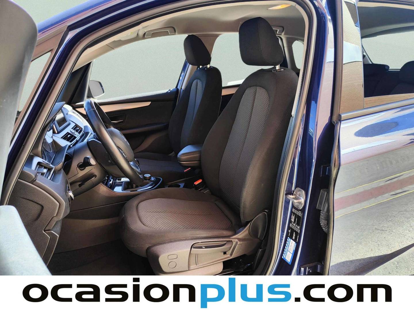 Foto asientos delanteros BMW Serie 2 Active Tourer BMW Serie 2 218i Active Tourer (136 CV)
