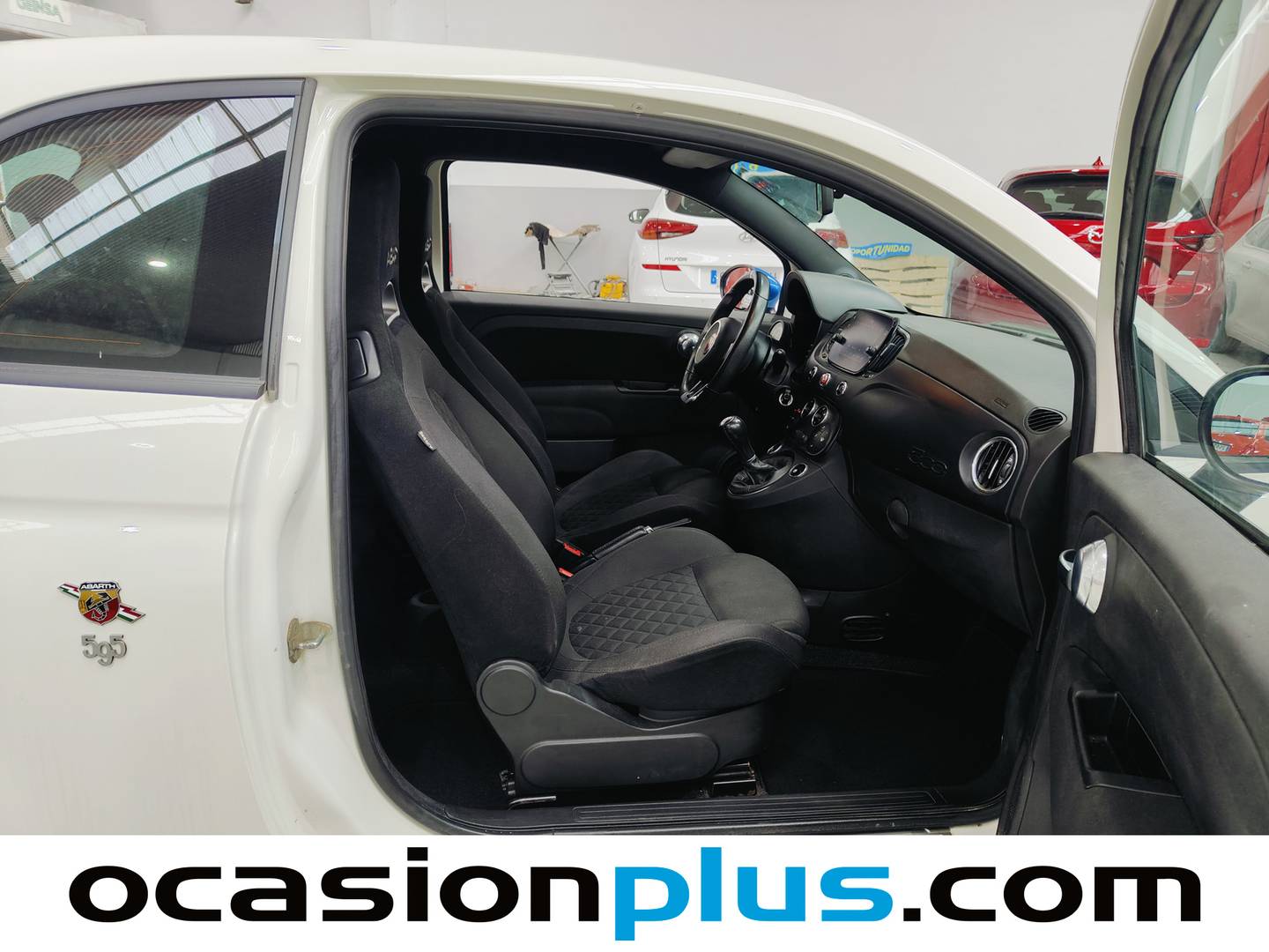 Foto Abarth 500 Abarth 500 1.4 16v T-Jet 595 (165 CV)