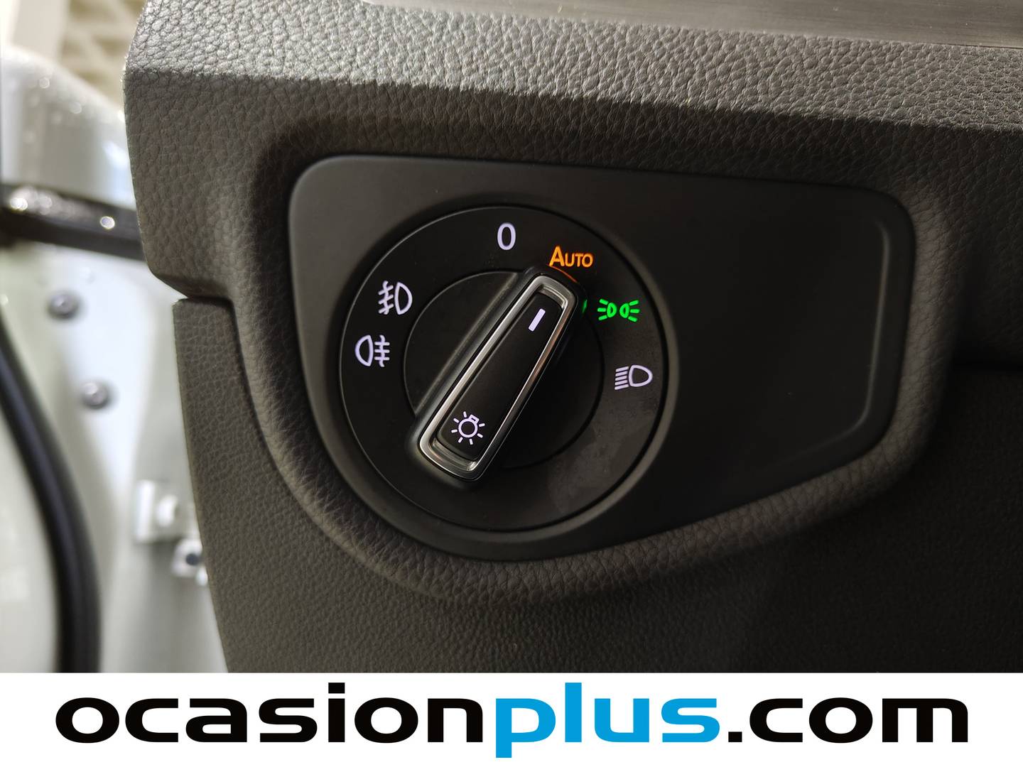 Foto Volkswagen Touran Volkswagen Touran Advance 2.0 TDI (150 CV) DSG 7 Plazas