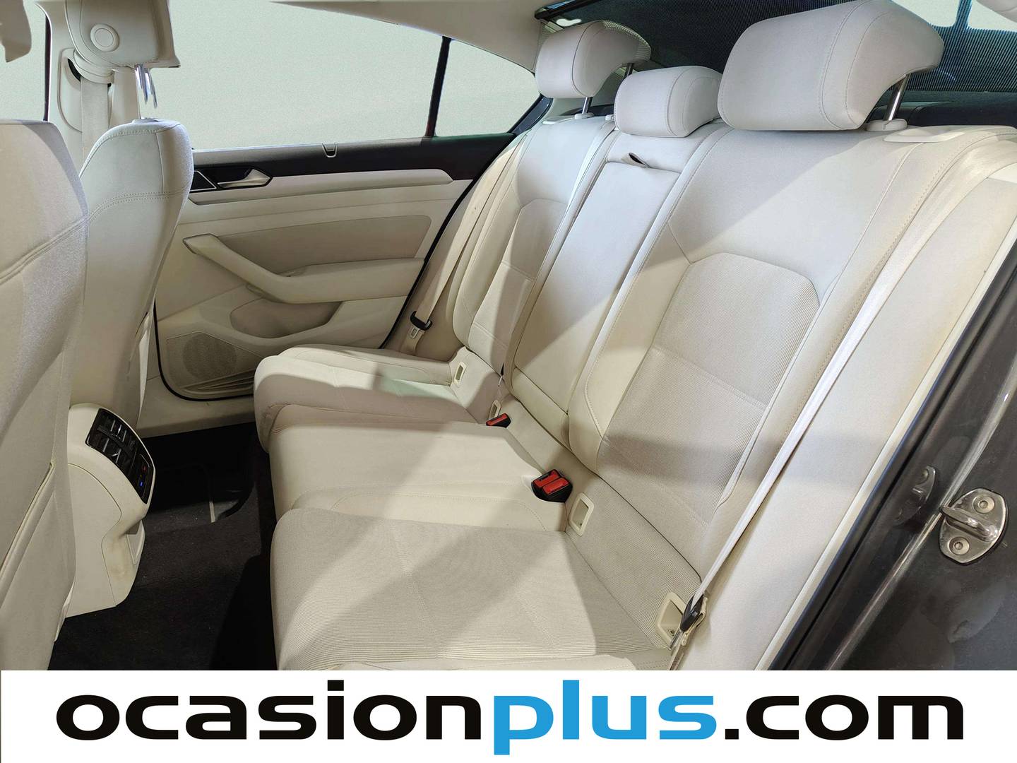Foto asientos traseros Volkswagen Passat Volkswagen Passat Advance 2.0 TDI BMT (150 CV)