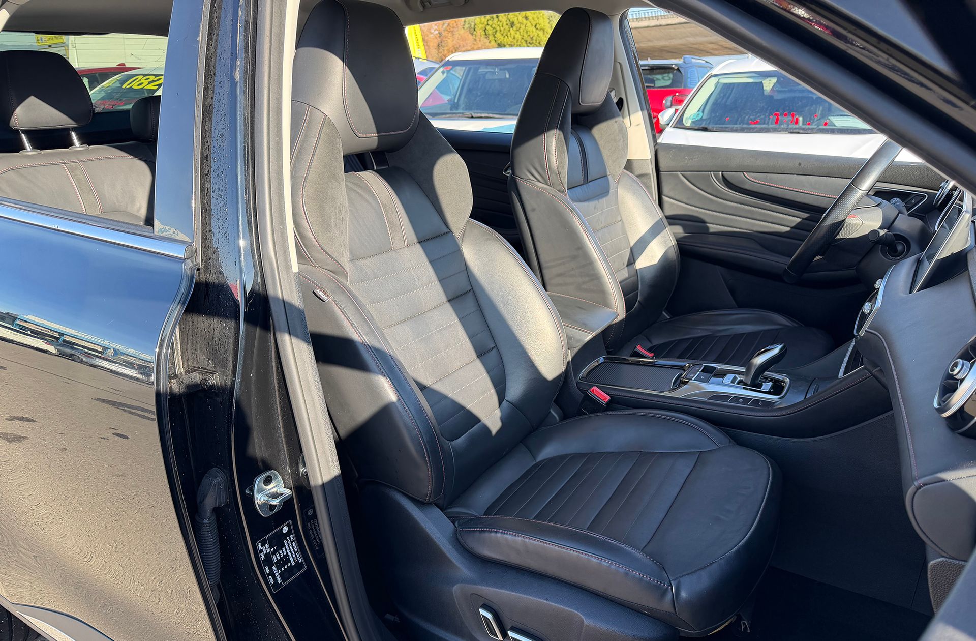 MG HS 1.5 Turbo GDI Luxury DCT - foto 20