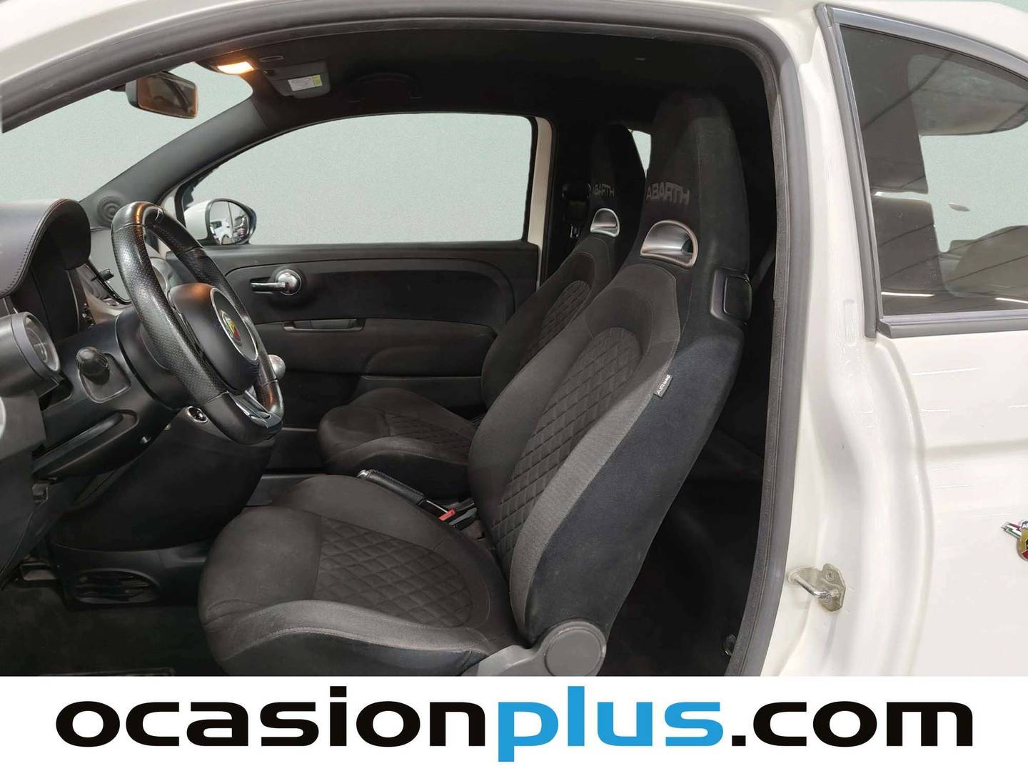 Foto Abarth 500 Abarth 500 1.4 16v T-Jet 595 (165 CV)