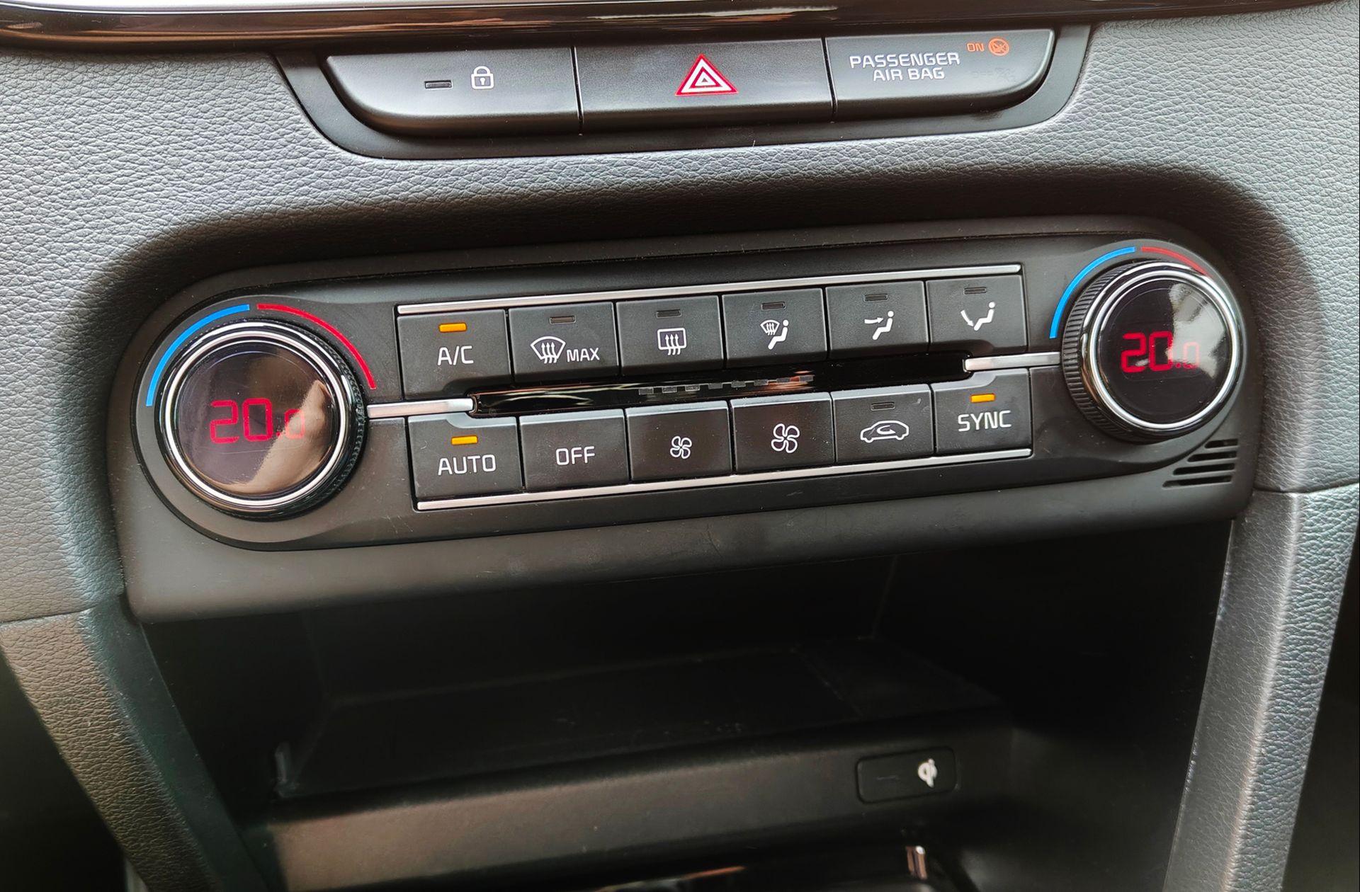 Kia Ceed 1.0 T-GDi Tech - foto 34