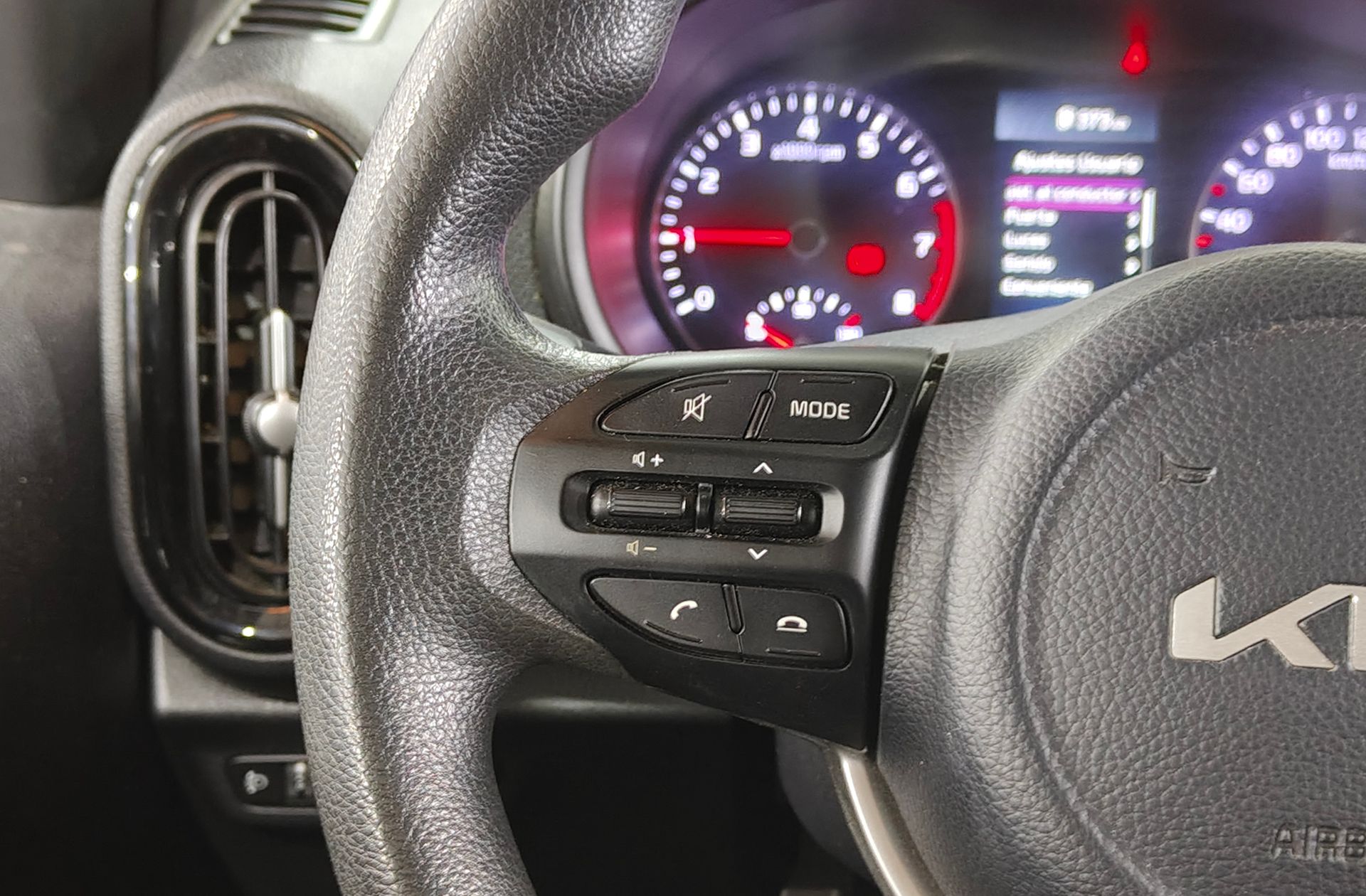 Kia Picanto 1.0 DPi Concept Pack Comfort - foto 21