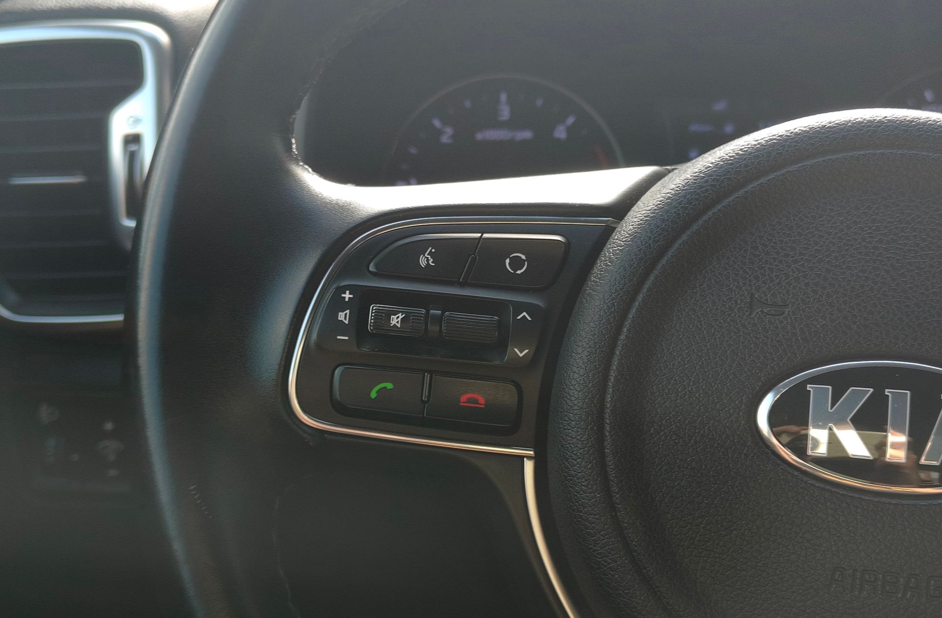 Kia Sportage 1.7 CRDi VGT Eco-Dynamics Concept 4x2 - foto 22