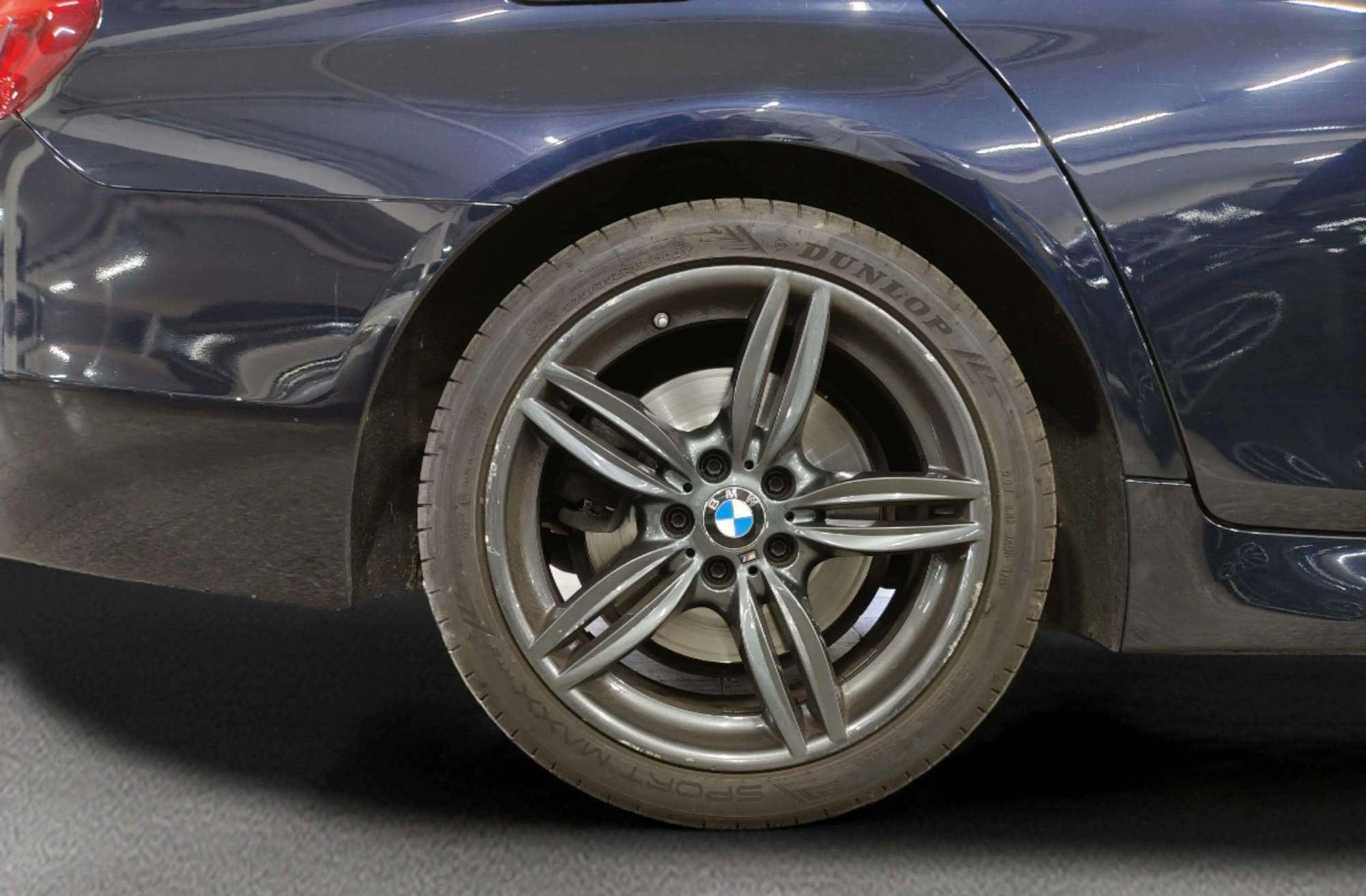 BMW Serie 5 550i xDrive - foto 47