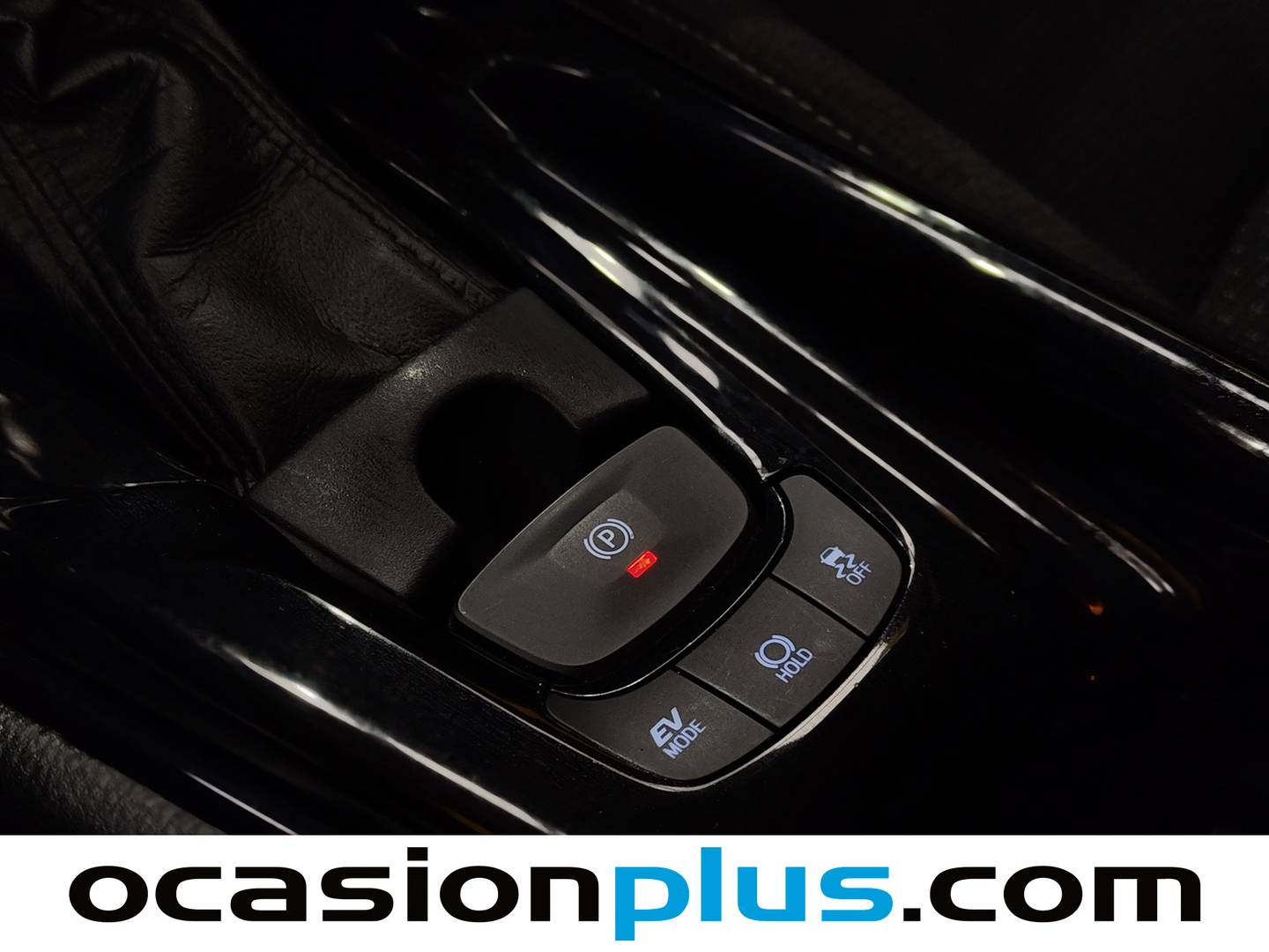 Foto Toyota C-HR Toyota C-HR 1.8 125H Advance (122 CV)