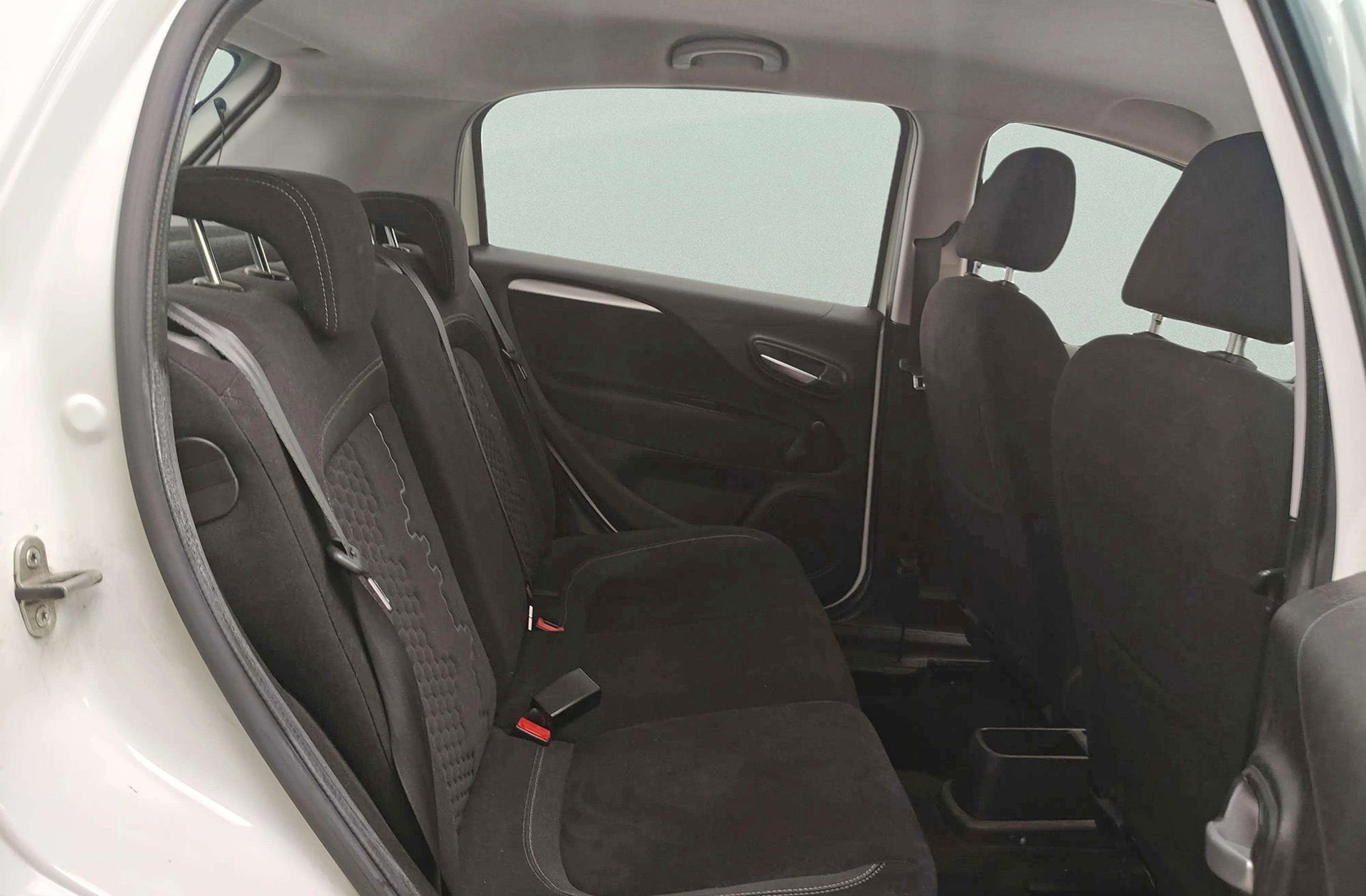 Fiat Punto 1.3 MultiJet Easy - foto 12