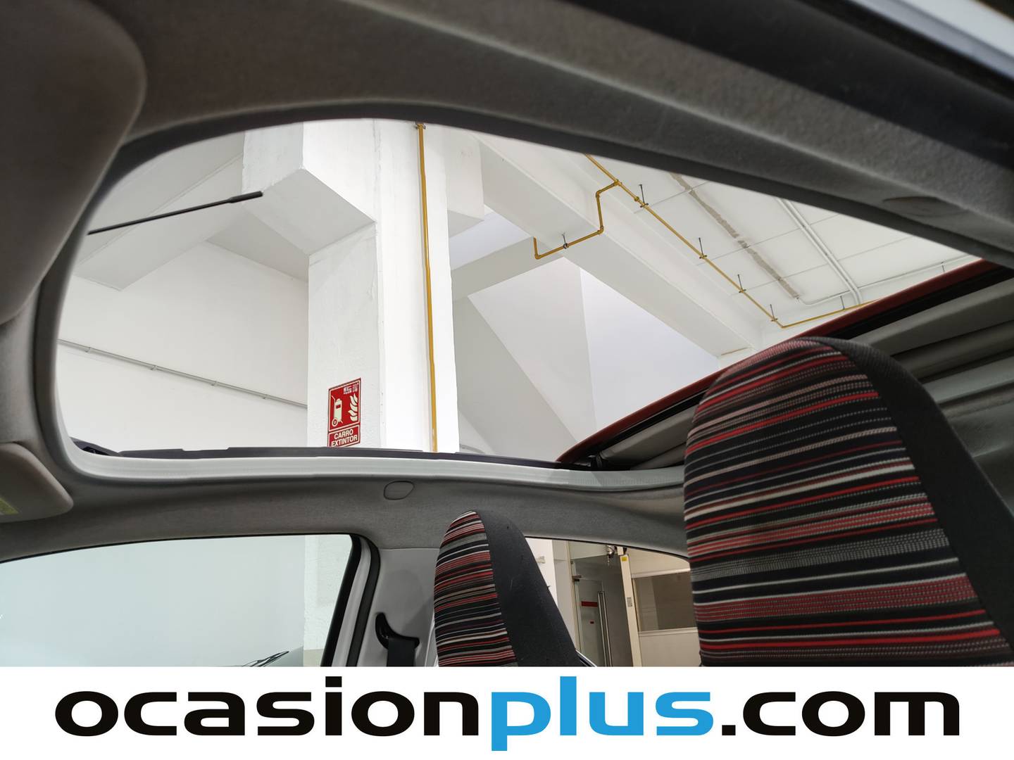 Extras y acabados del Citroën C1 Citroën C1 PureTech 82 Airscape Shine  (82 CV)