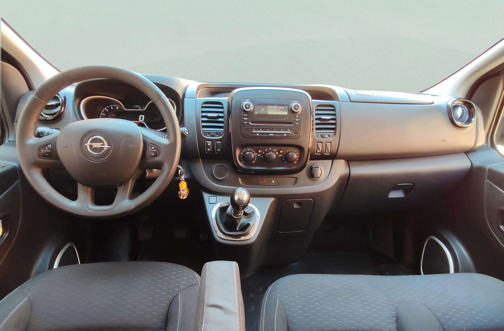 Opel Vivaro Combi 1.6 CDTI Biturbo 27 L1 6 plazas ADAP. PMR. - foto 8