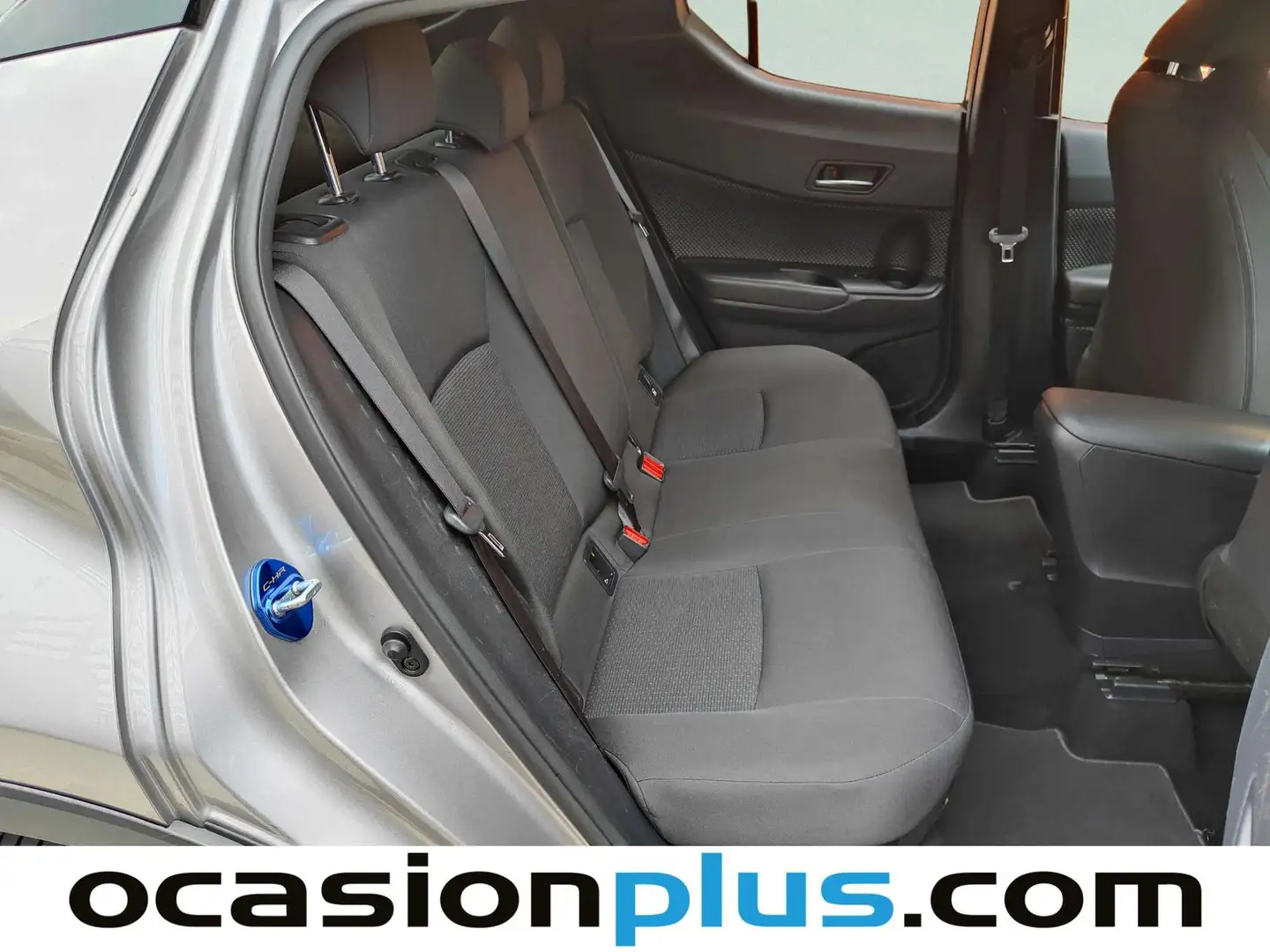 Foto Toyota C-HR Toyota C-HR 1.8 125H Advance (122 CV)