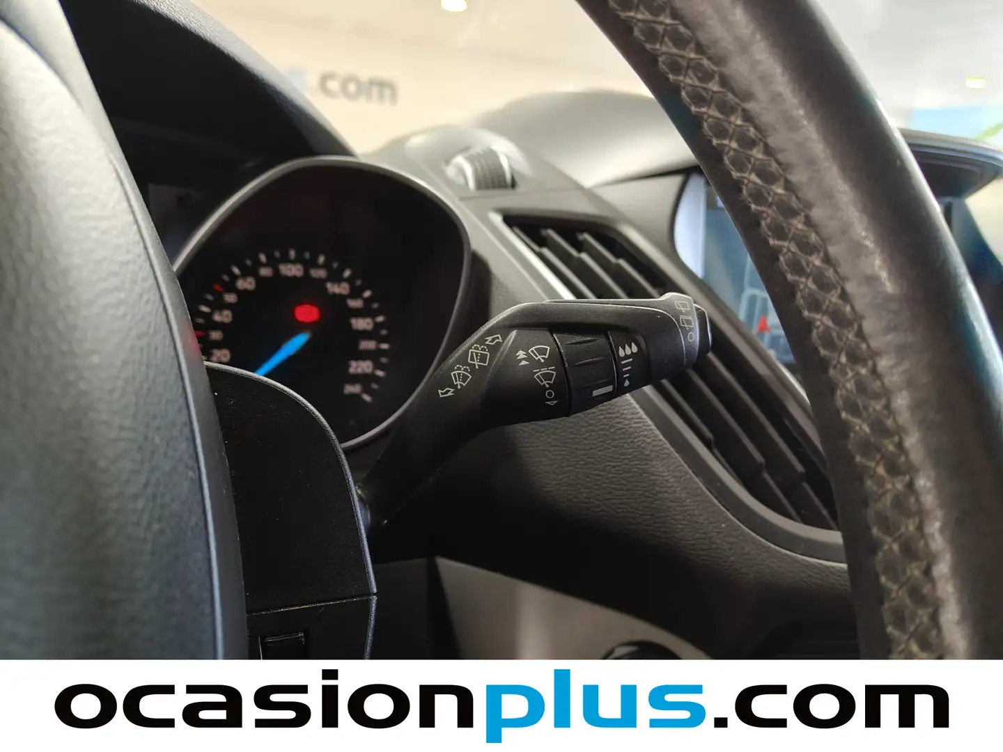 Foto Ford Kuga Ford Kuga 1.5 TDCI S&S Titanium 4x2 (120 CV)