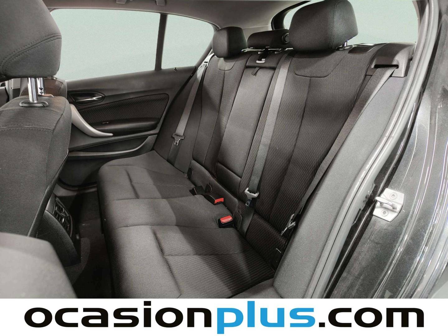 Foto asientos traseros BMW Serie 1 BMW Serie 1 118d (143 CV)