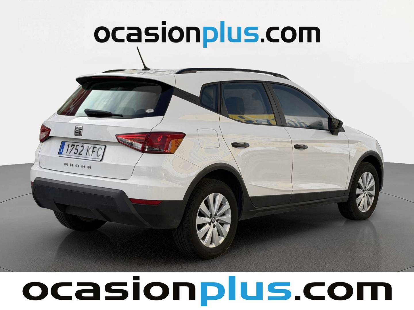 Foto trasera Seat Arona Seat Arona 1.0 TSI Ecomotive Reference Plus (95 CV) derecha