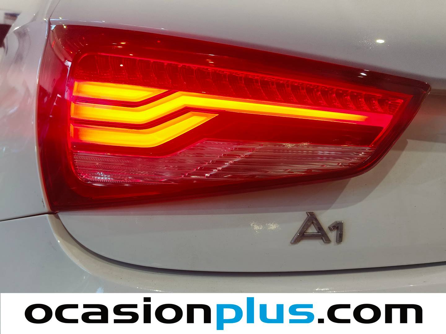Extras del Audi A1 Audi A1 Sportback Adrenalin 1.6 TDI (116 CV)Pack S-Line