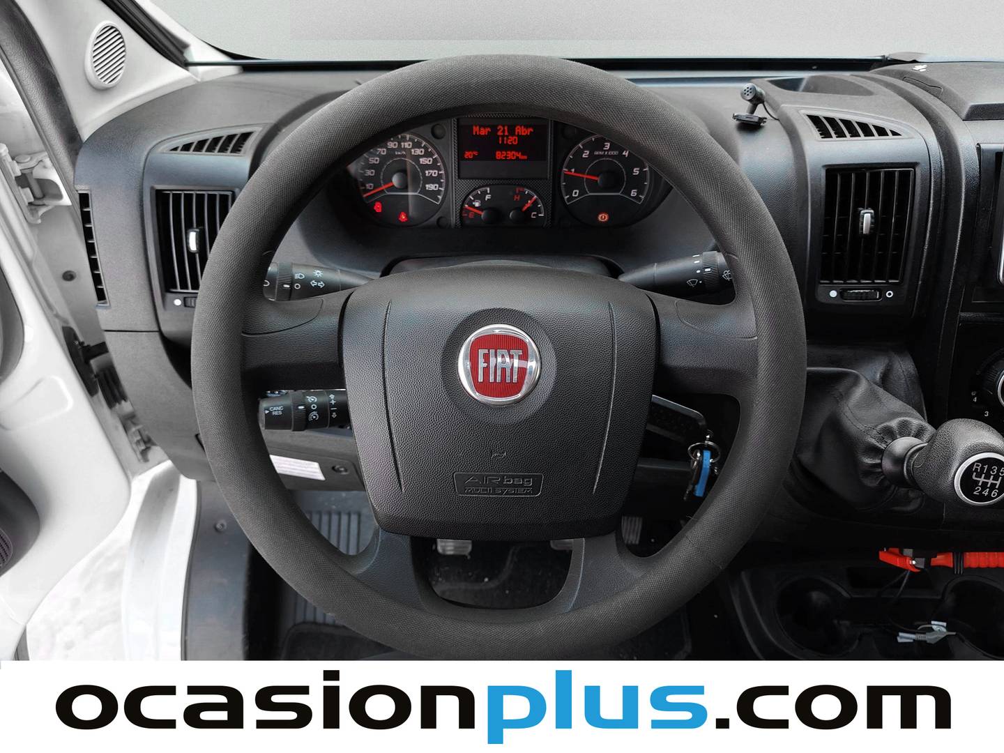 Elnagh T-LOFT 530 Elnagh T-LOFT 530 530 (140 CV) 5 Plazas de ocasión