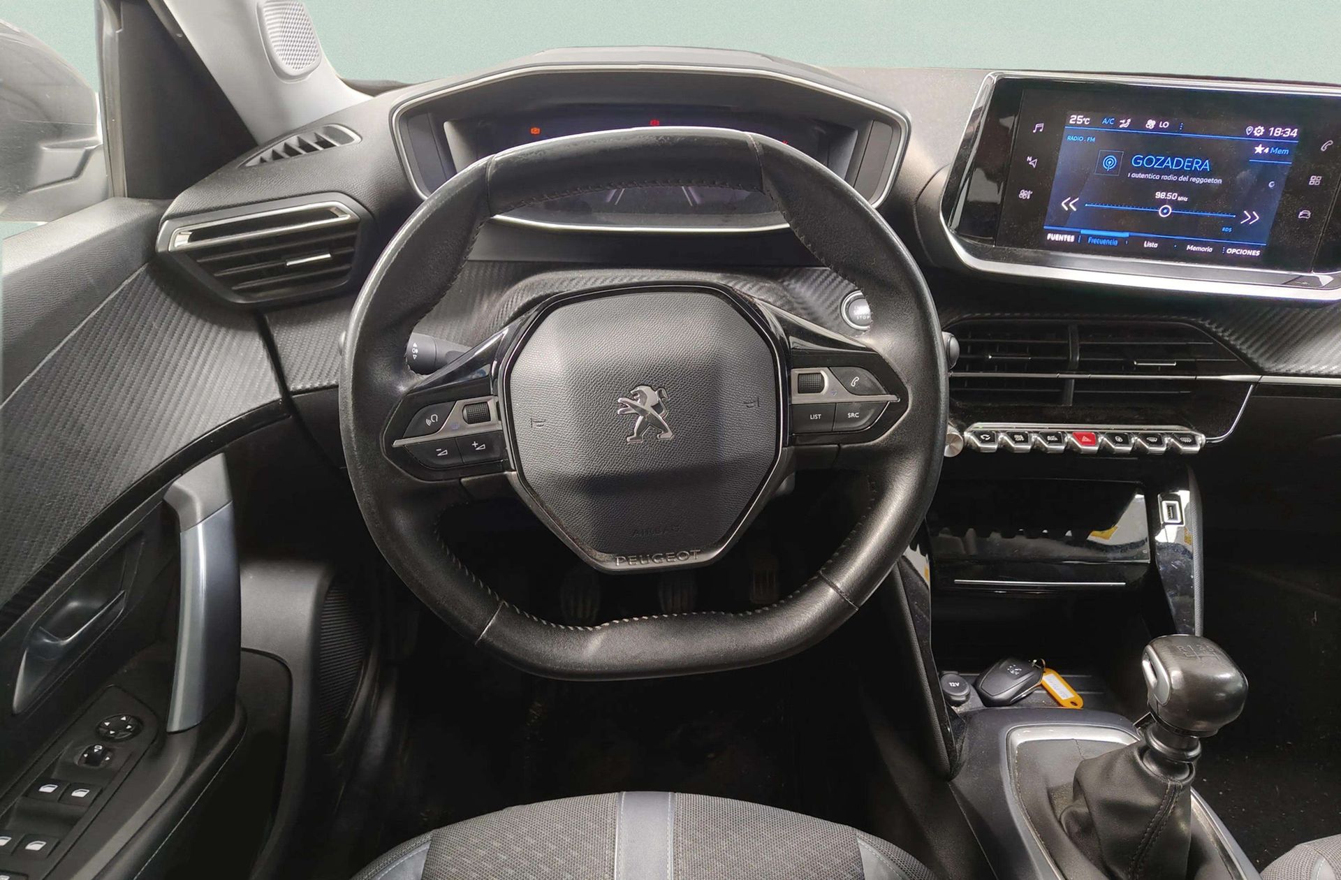 Peugeot 2008 PureTech 130 Allure - foto 22
