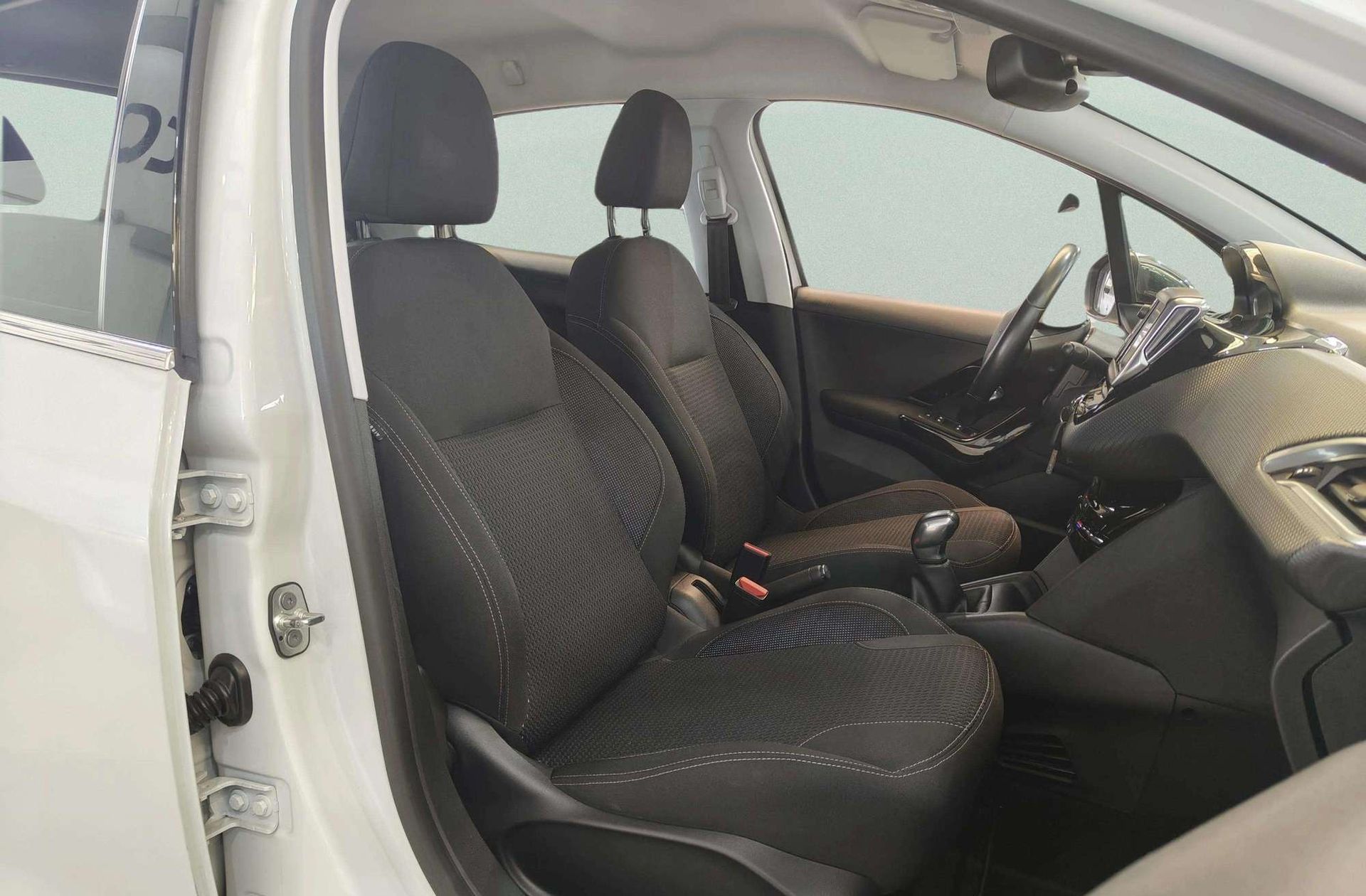 Peugeot 208 PureTech 82 Tech Edition - foto 20